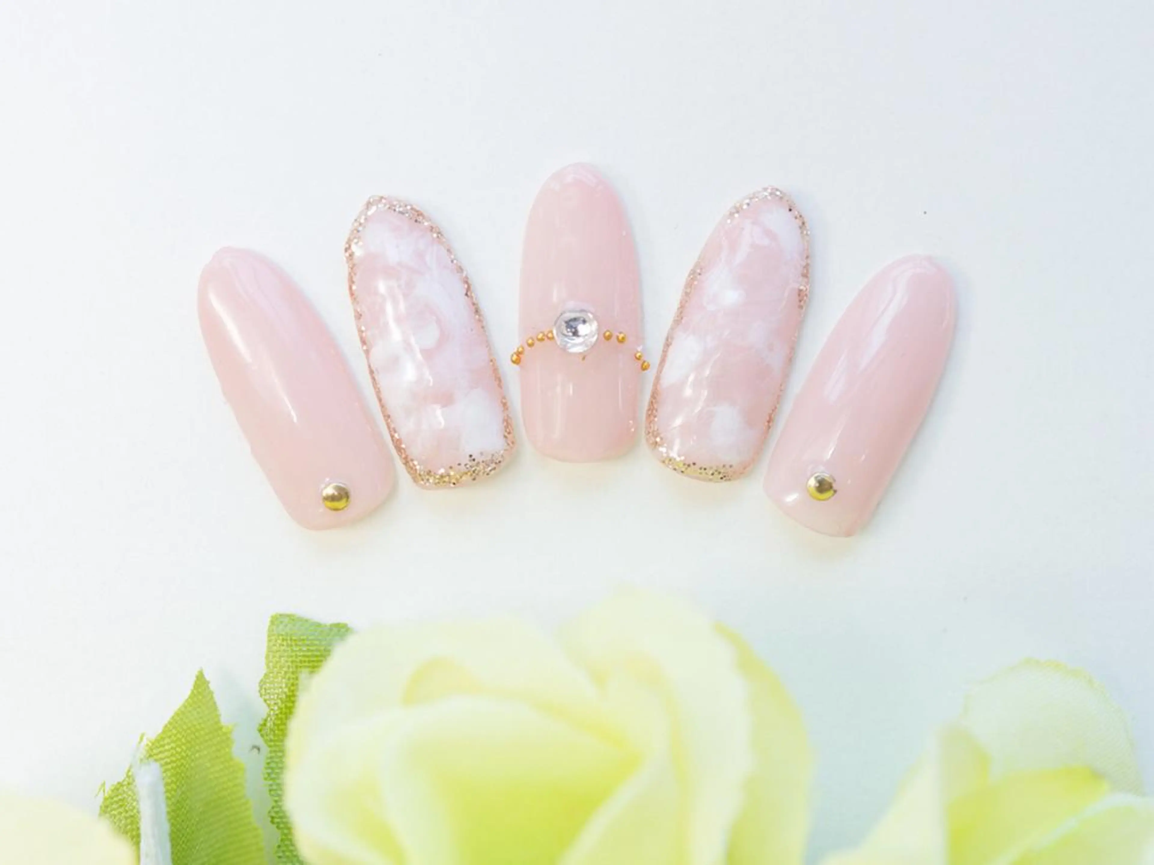 ネイル e.nail所属・和賀井 恵理のネイルデザイン