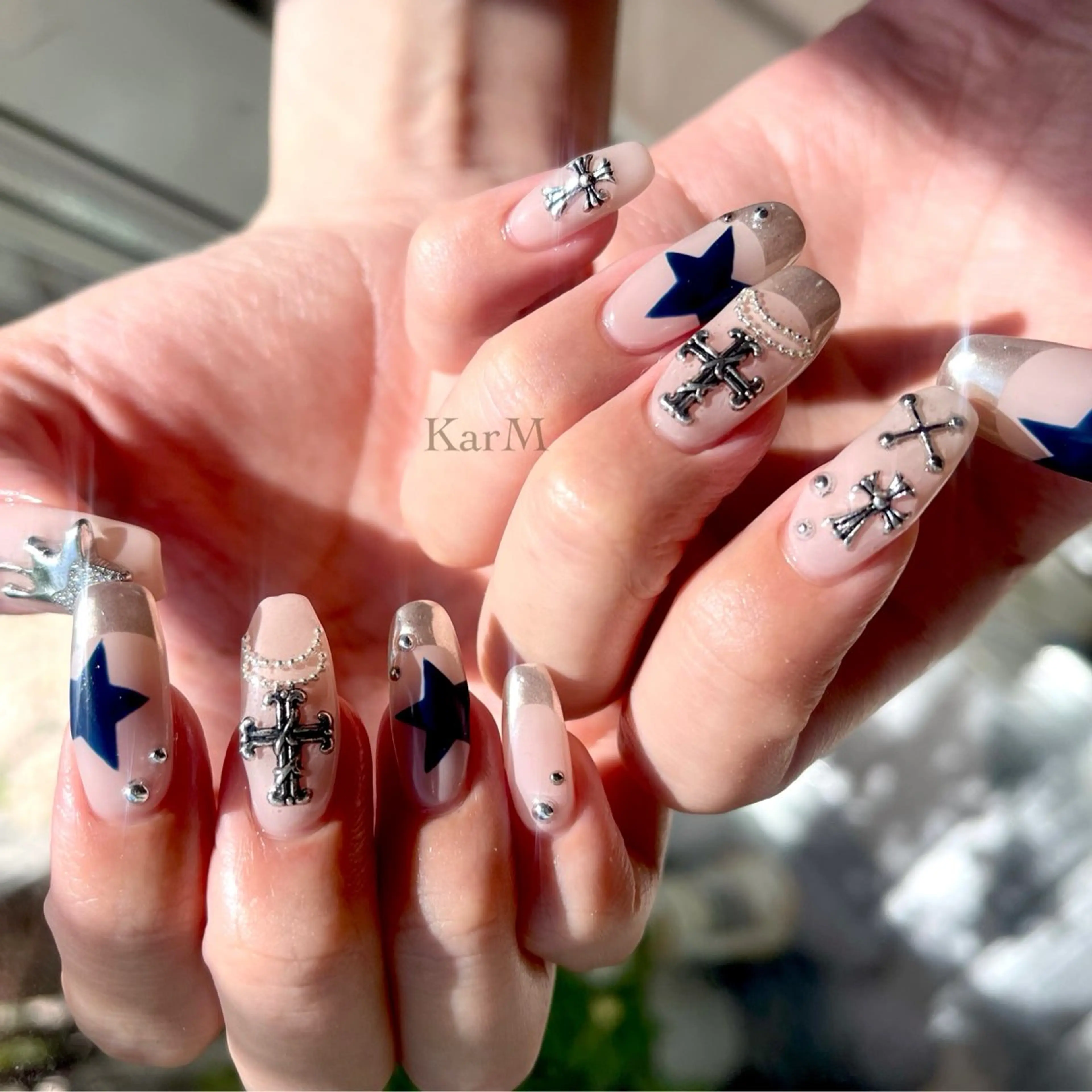 ネイル オーロラネイル チークネイル フラッシュネイル フレンチネイル グラデーション ハンドネイル ogino karinのネイルデザイン