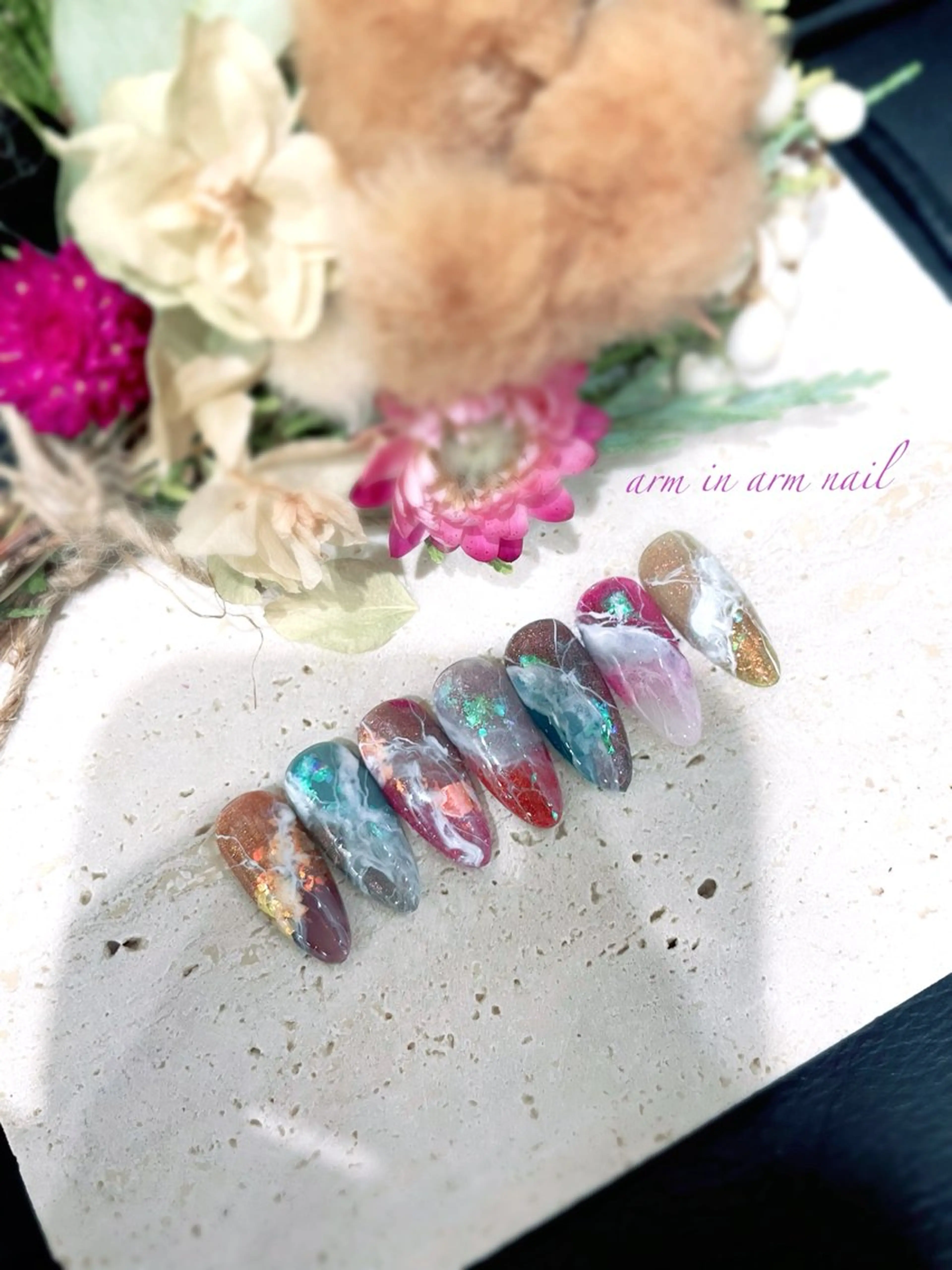 ネイル arm in arm ︎✿Yamamotoのマツエク・マツパデザイン