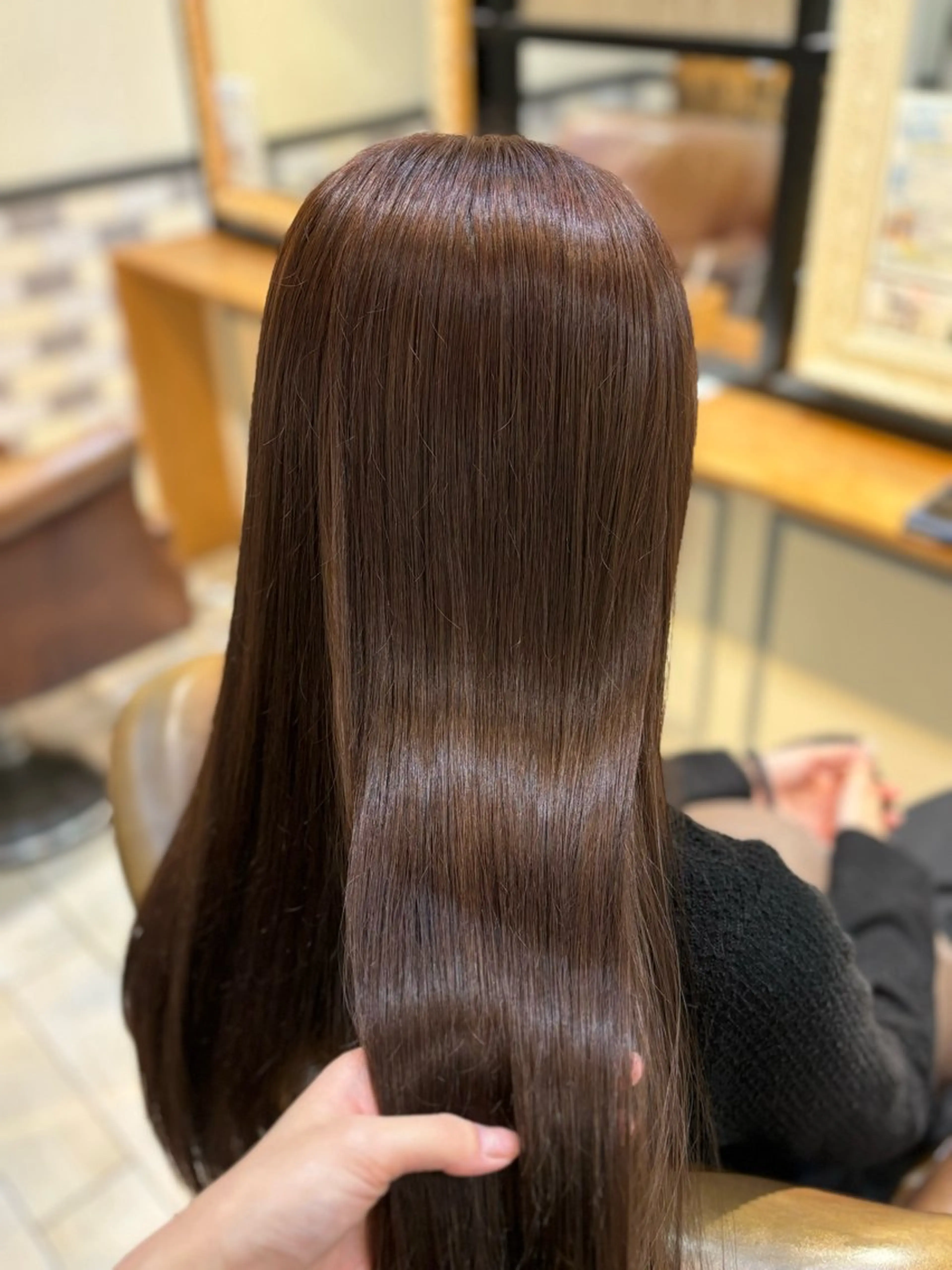 ロング カラー ブラウンカラー トリートメント ヘアカラー トリートメント 古屋 澪　艶髪カラー✨のヘアスタイル