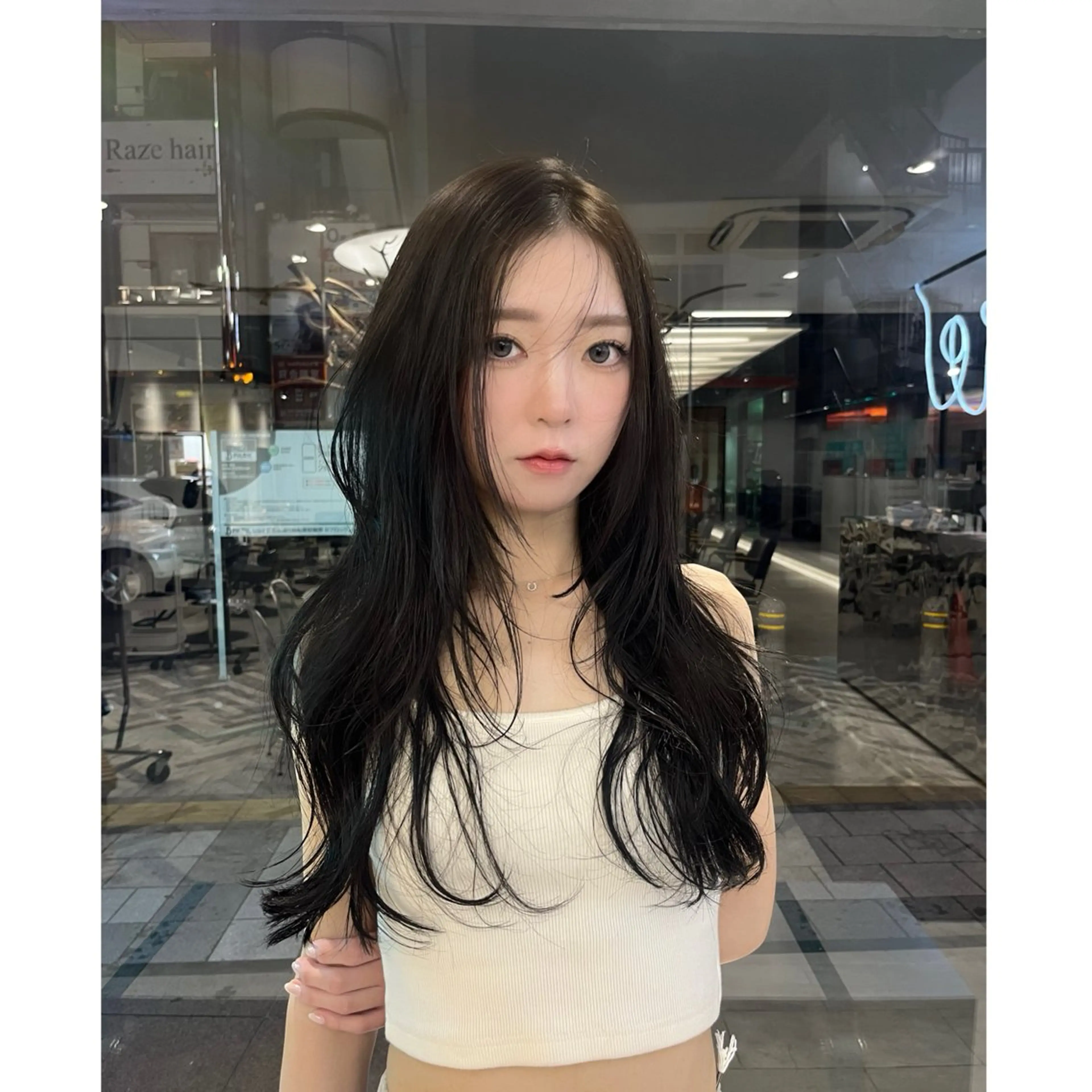 ロング カラー ブラウンカラー オリーブブラウン 似合わせ SHOYAのヘアスタイル