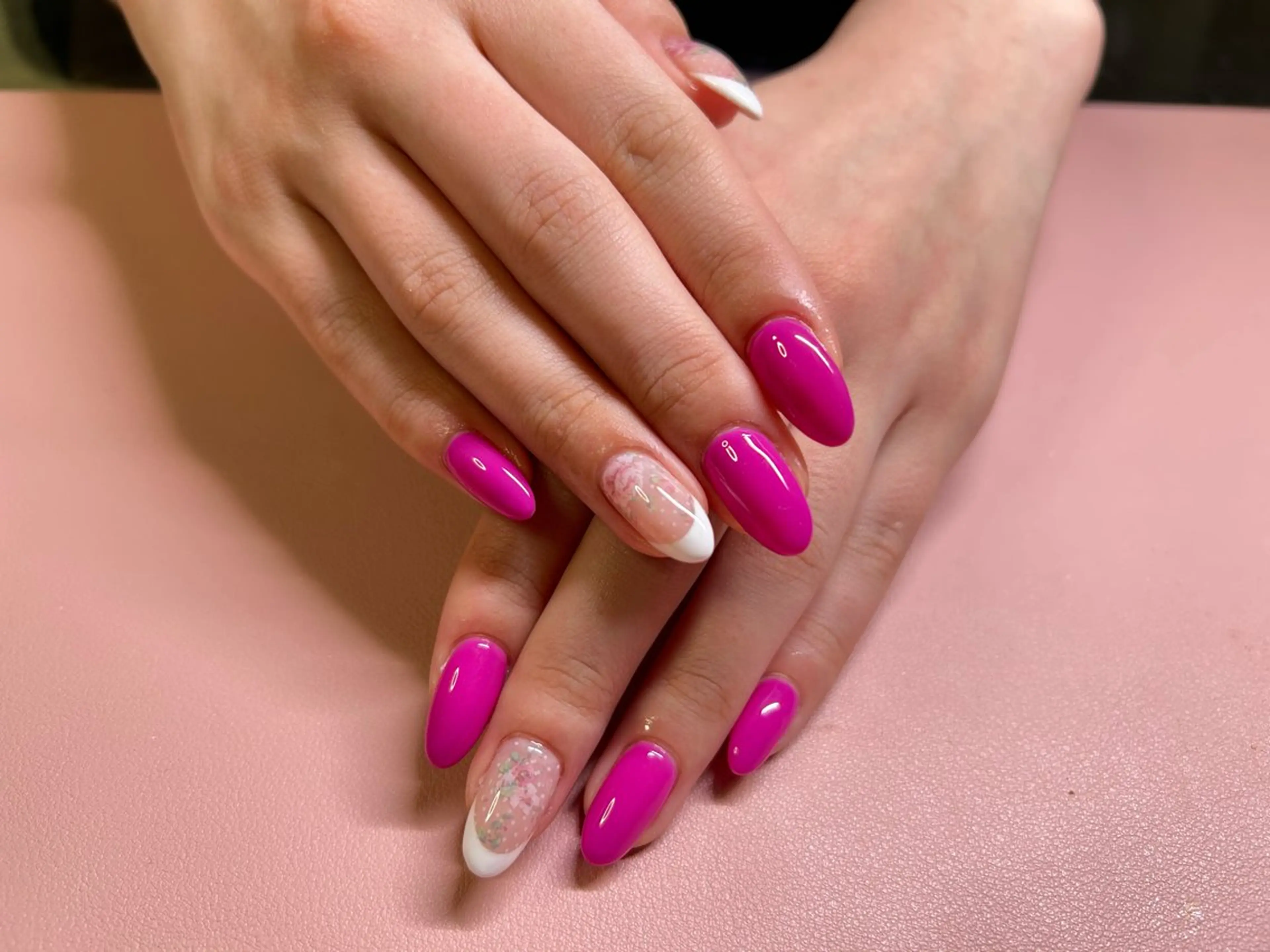 ネイル ハンドネイル Lisa’s Salonのネイルデザイン