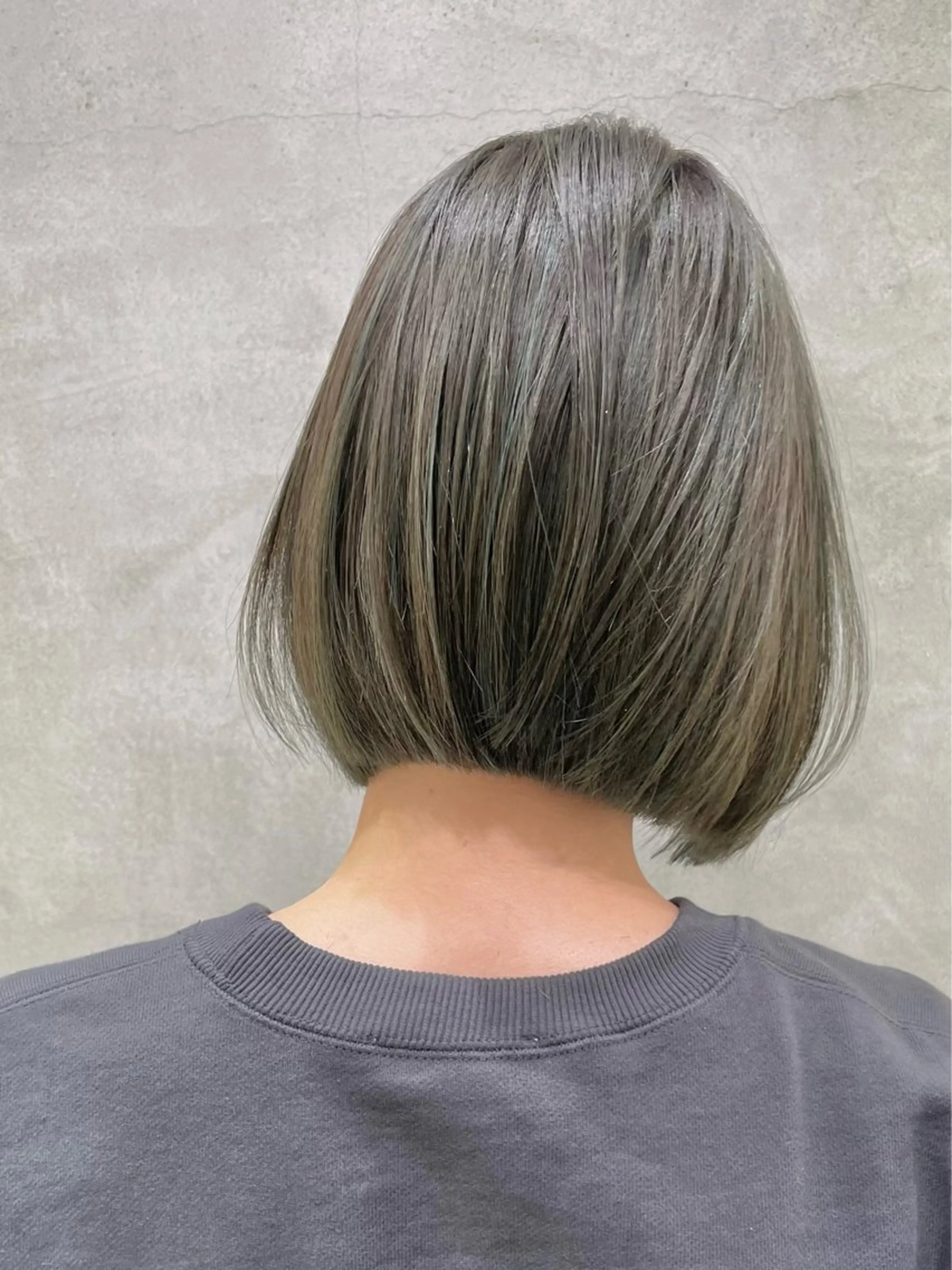 ショート ボブ カット ヘアカラー トリートメント 本田 奈穂美のヘアスタイル