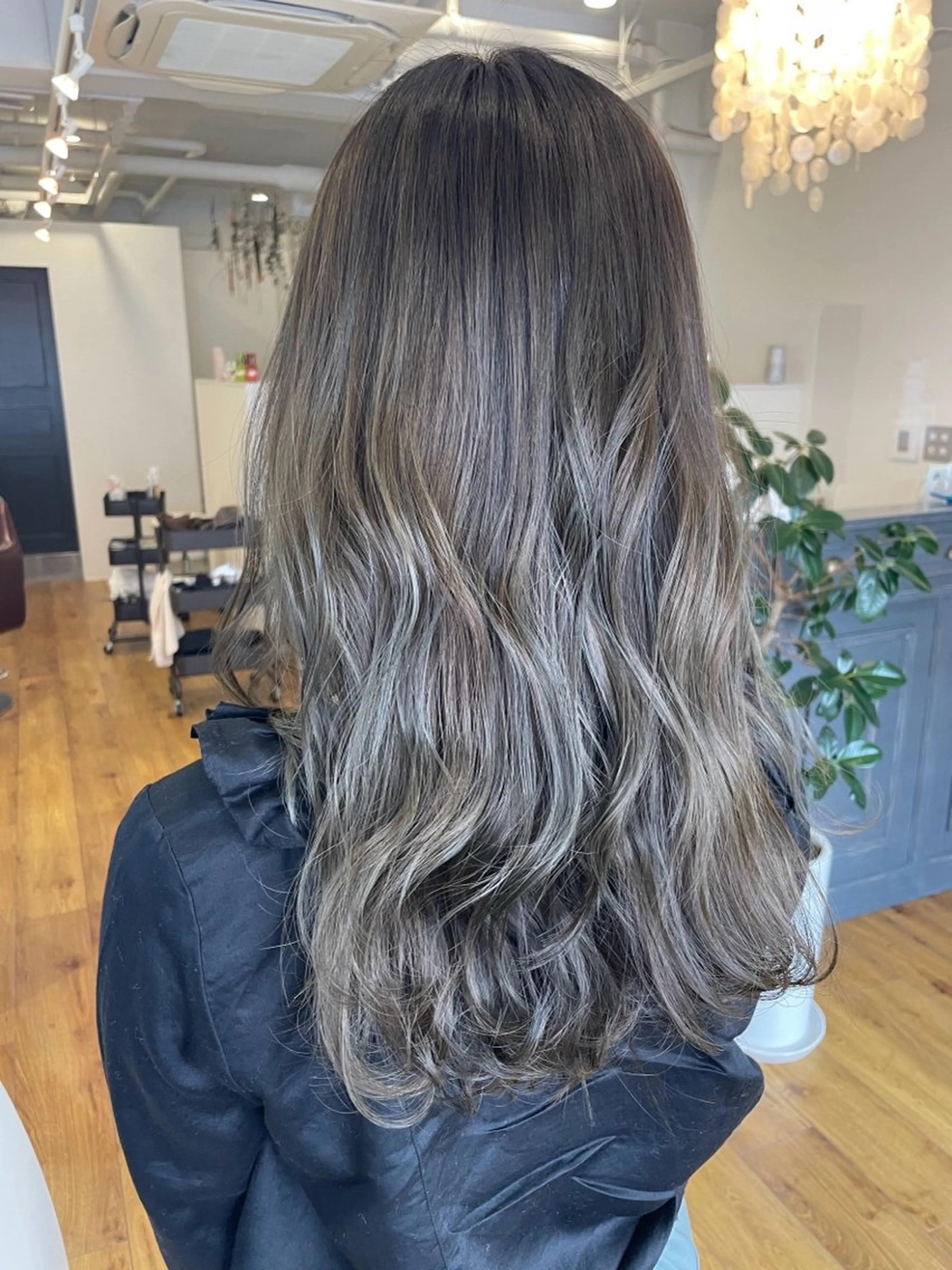 ロング カラー 和田 志織のマツエク・マツパデザイン