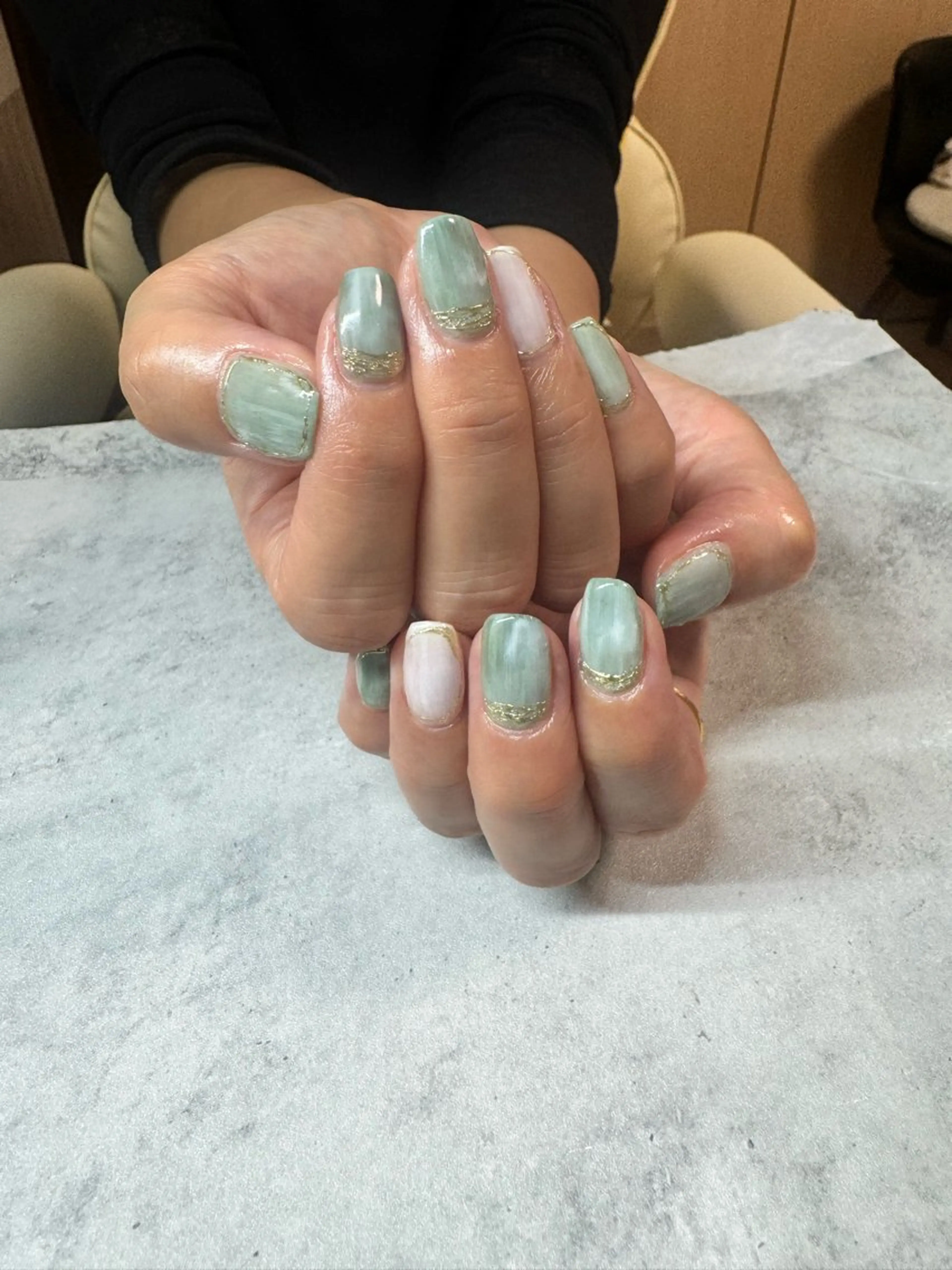 ネイル グリーン N.plus NaiLのネイルデザイン