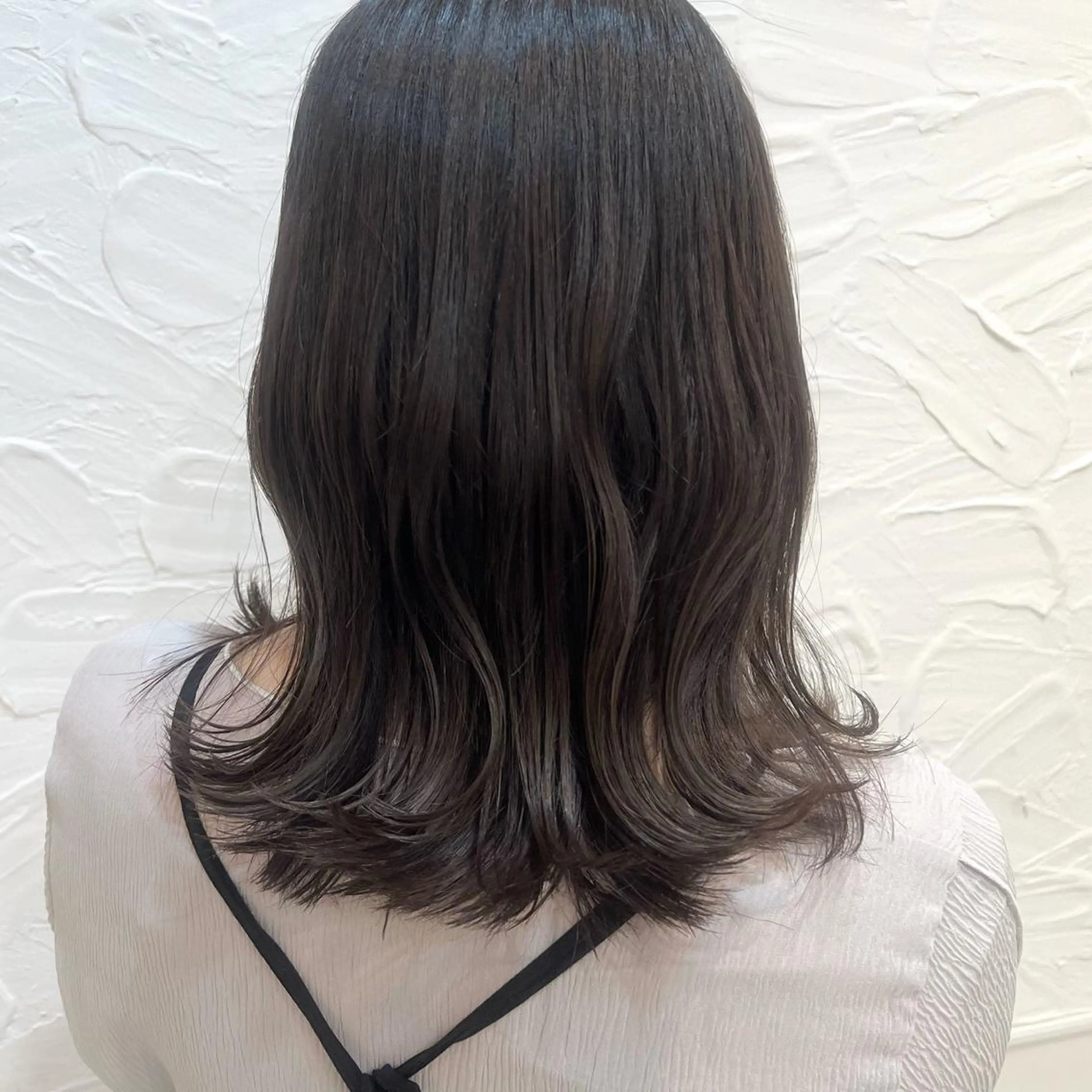 ミディアム KIJI所属・haruka /透明感カラーのヘアスタイル