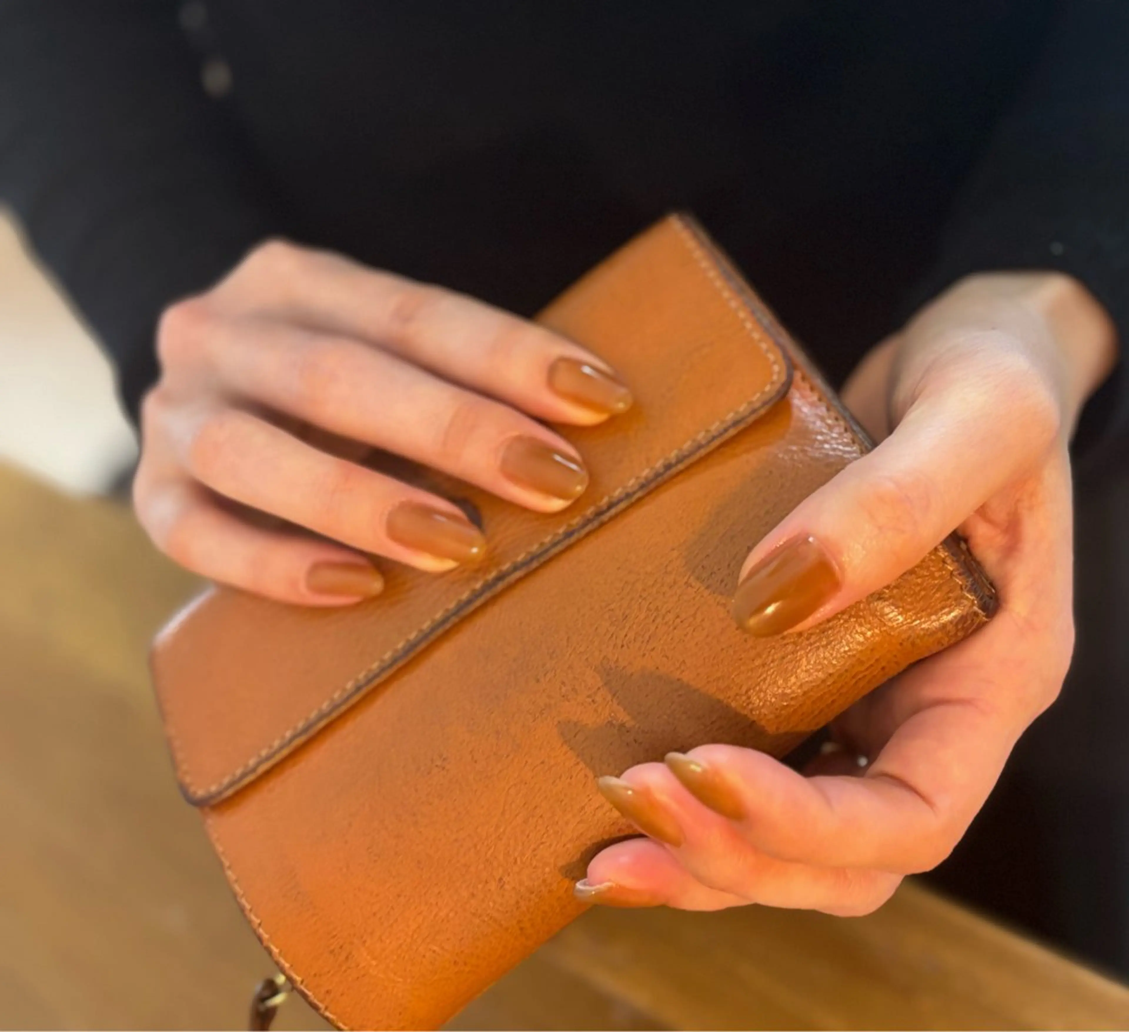 ネイル ブラウン ハンドネイル Elio所属・Elio 国泰寺のネイルデザイン