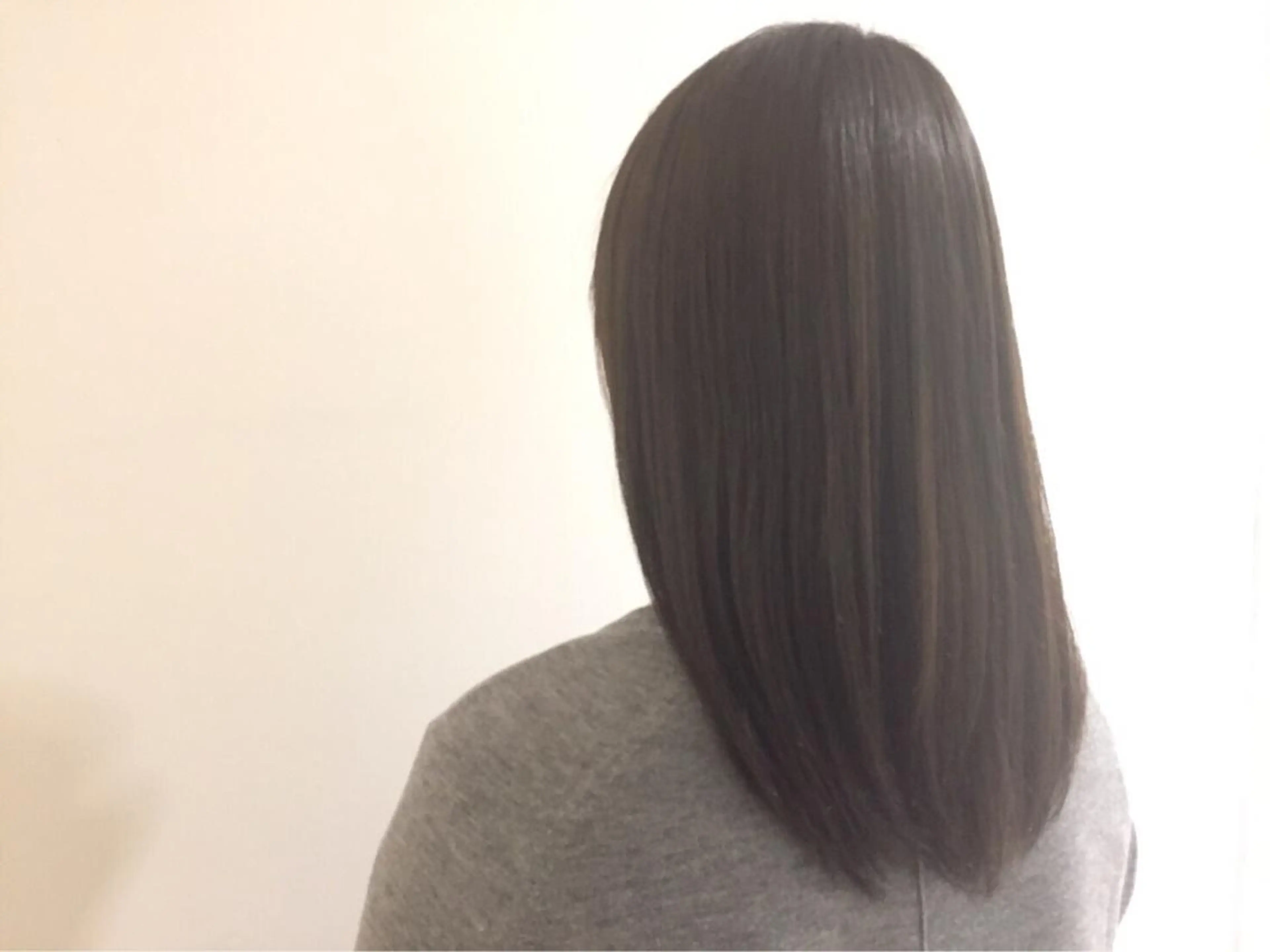 カット＋縮毛矯正＋トリートメントの写真