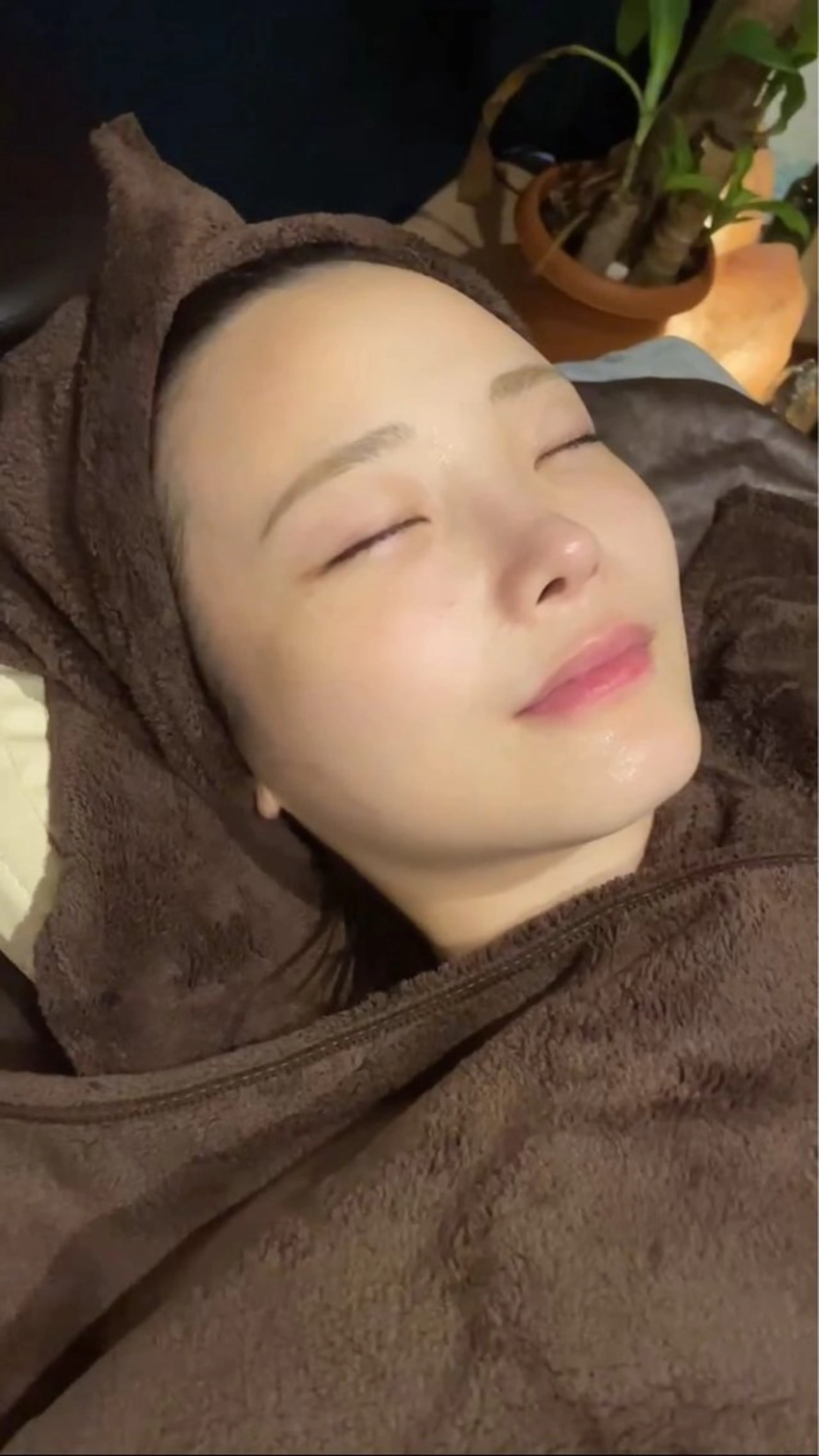 【透明感UP】お顔脱毛+美白パック｜くすみ･うぶ毛ケア✨️の写真