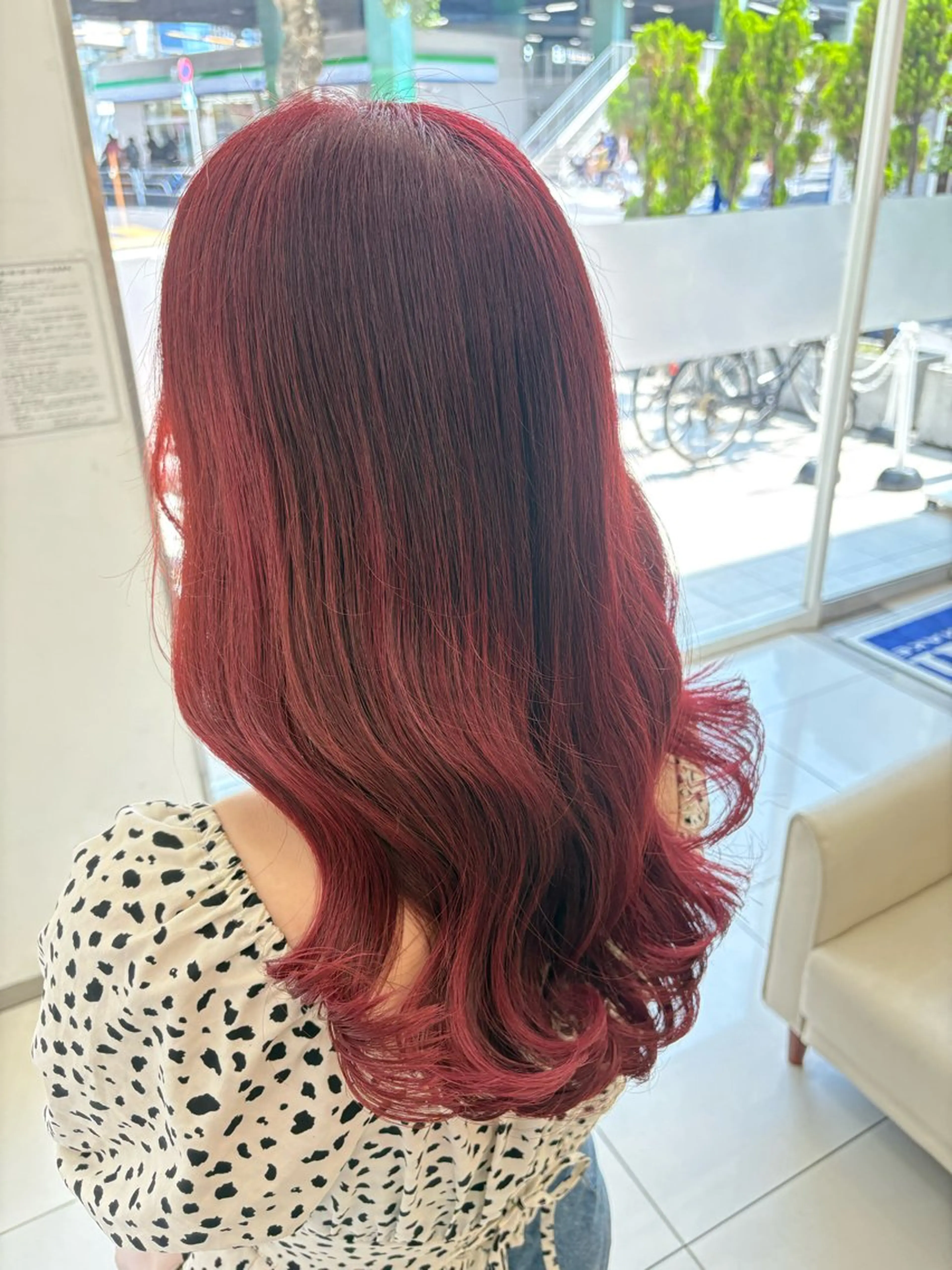 ロング カラー ショートボブ バレイヤージュ ベージュカラー ブリーチ ケアブリーチ ヘアカラー トリートメント 髪質改善/艶カラー/ メンズパーマ/鈴木のヘアスタイル