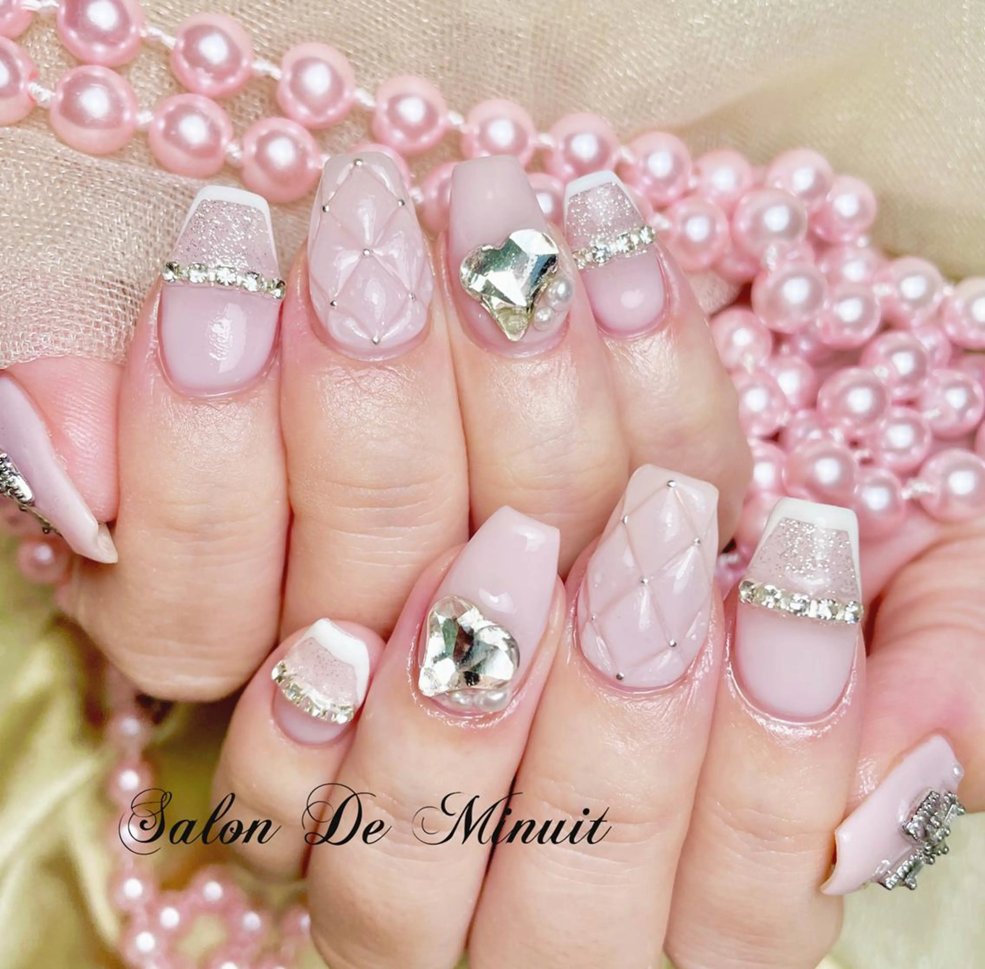 ネイル ハンドネイル ハンドケア Momo 🤍のネイルデザイン