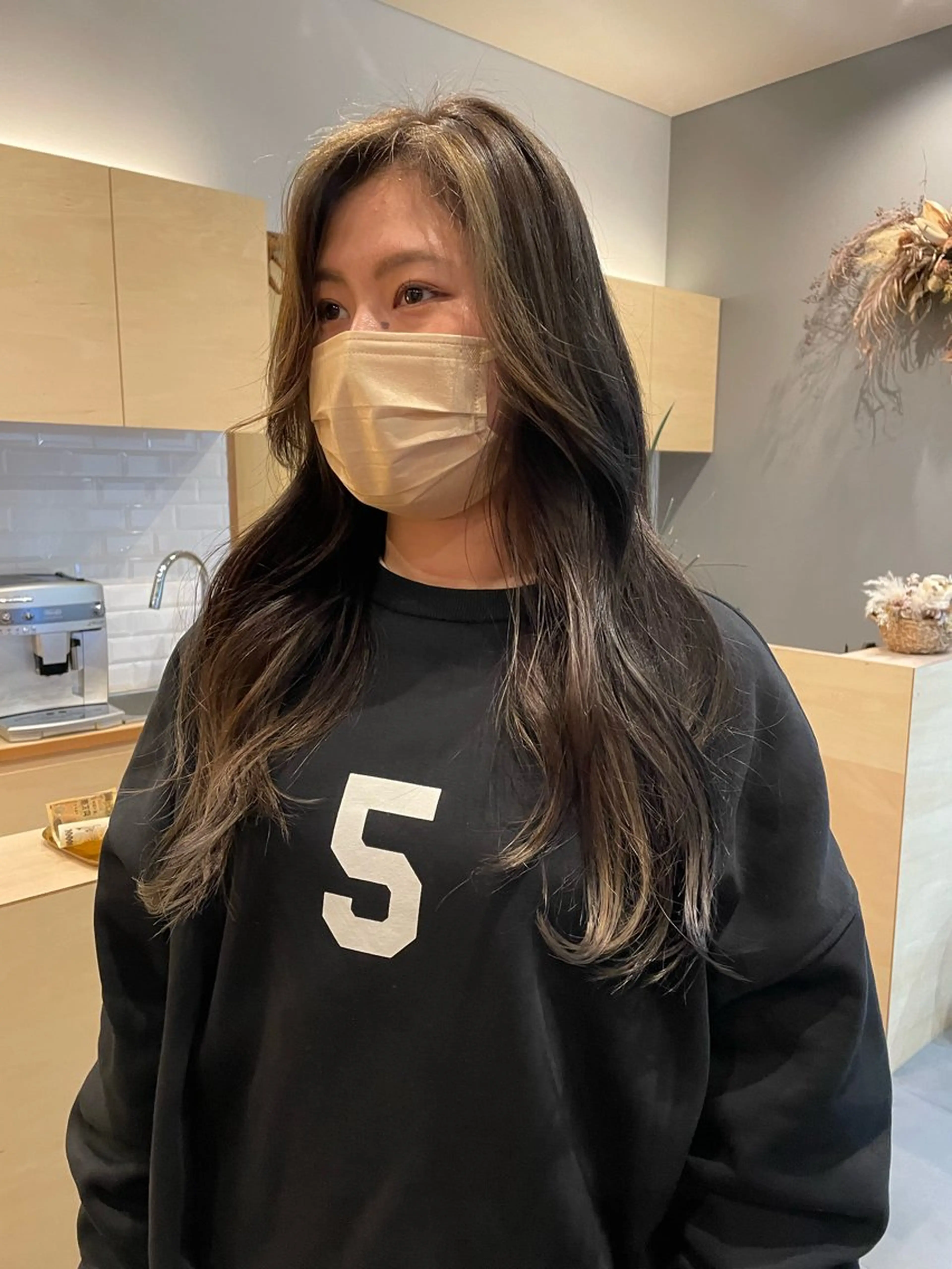 ロング LORO.hairmake&spa所属・山﨑 ひよりのヘアスタイル