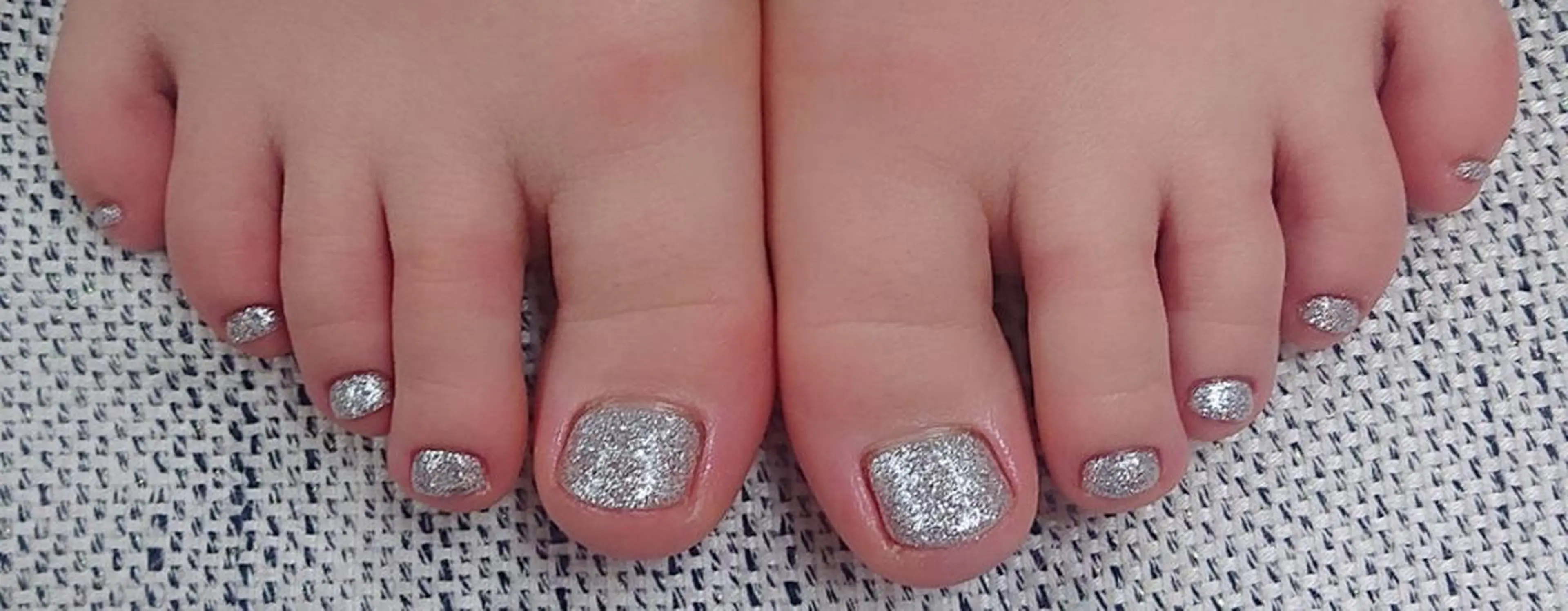 ネイル 🍒当日もOK🍒 𝑳𝑼𝑵𝑨花井のネイルデザイン