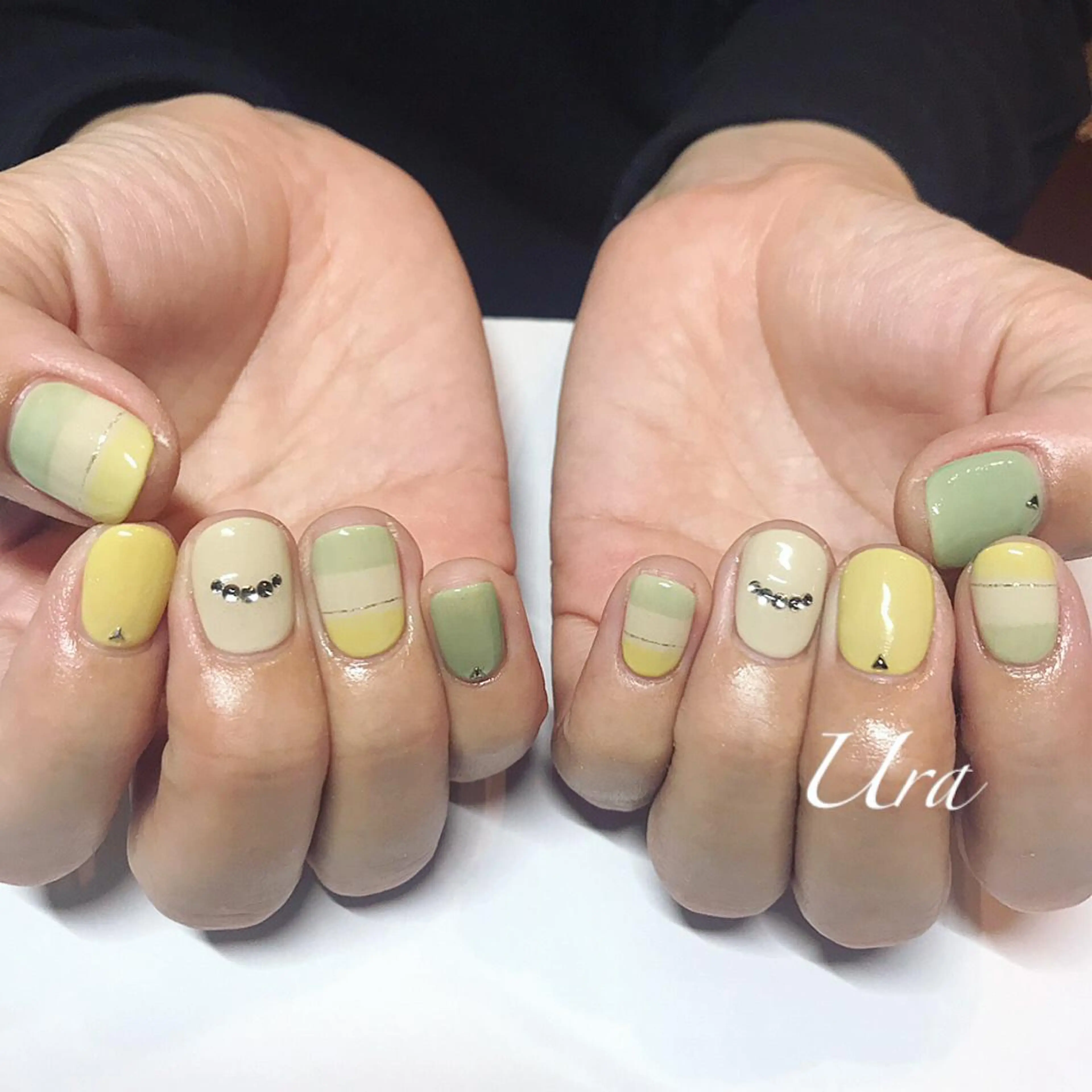 ネイル UrakoNail 《nail》のネイルデザイン