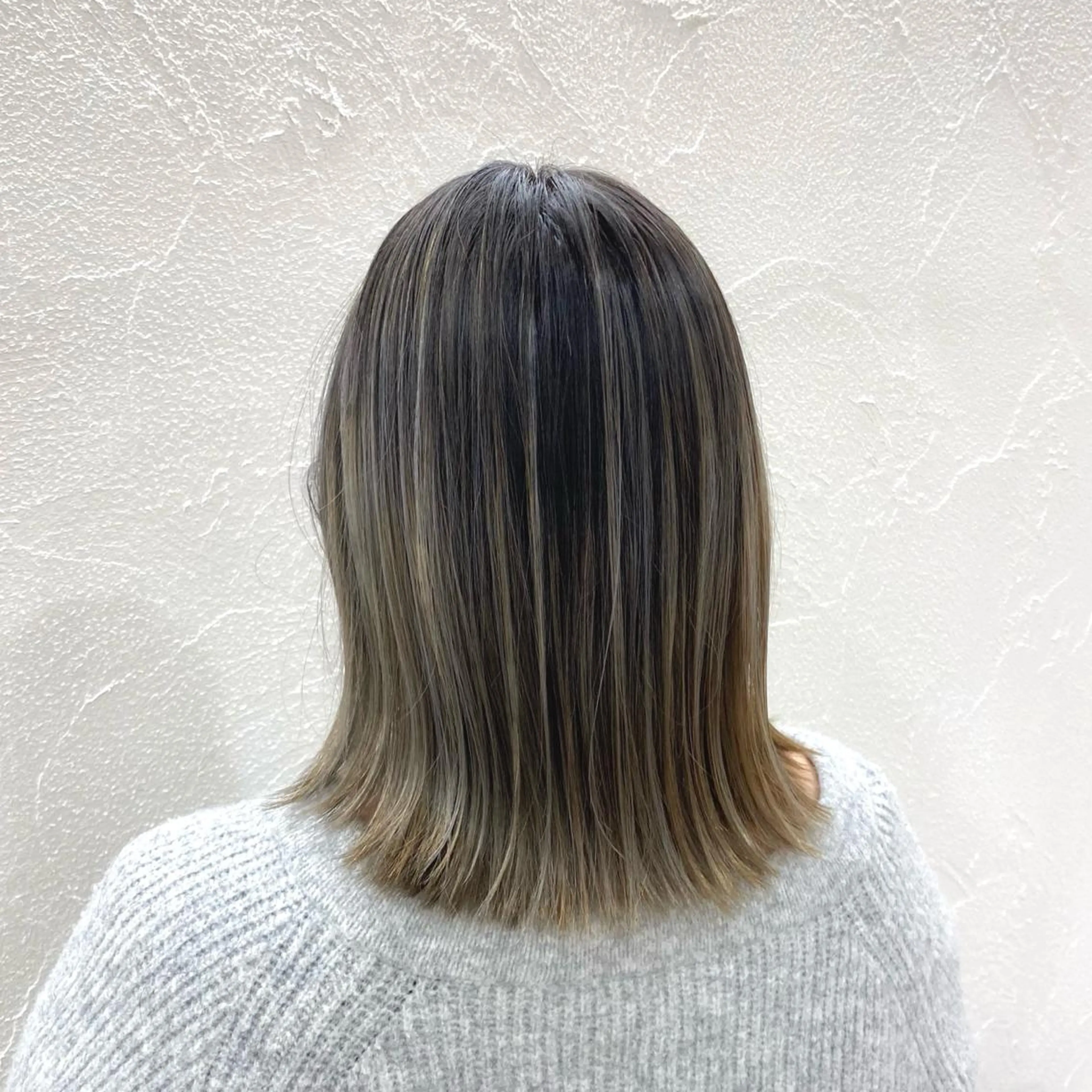 ミディアム ハイライト カット やじま ひろこのヘアスタイル