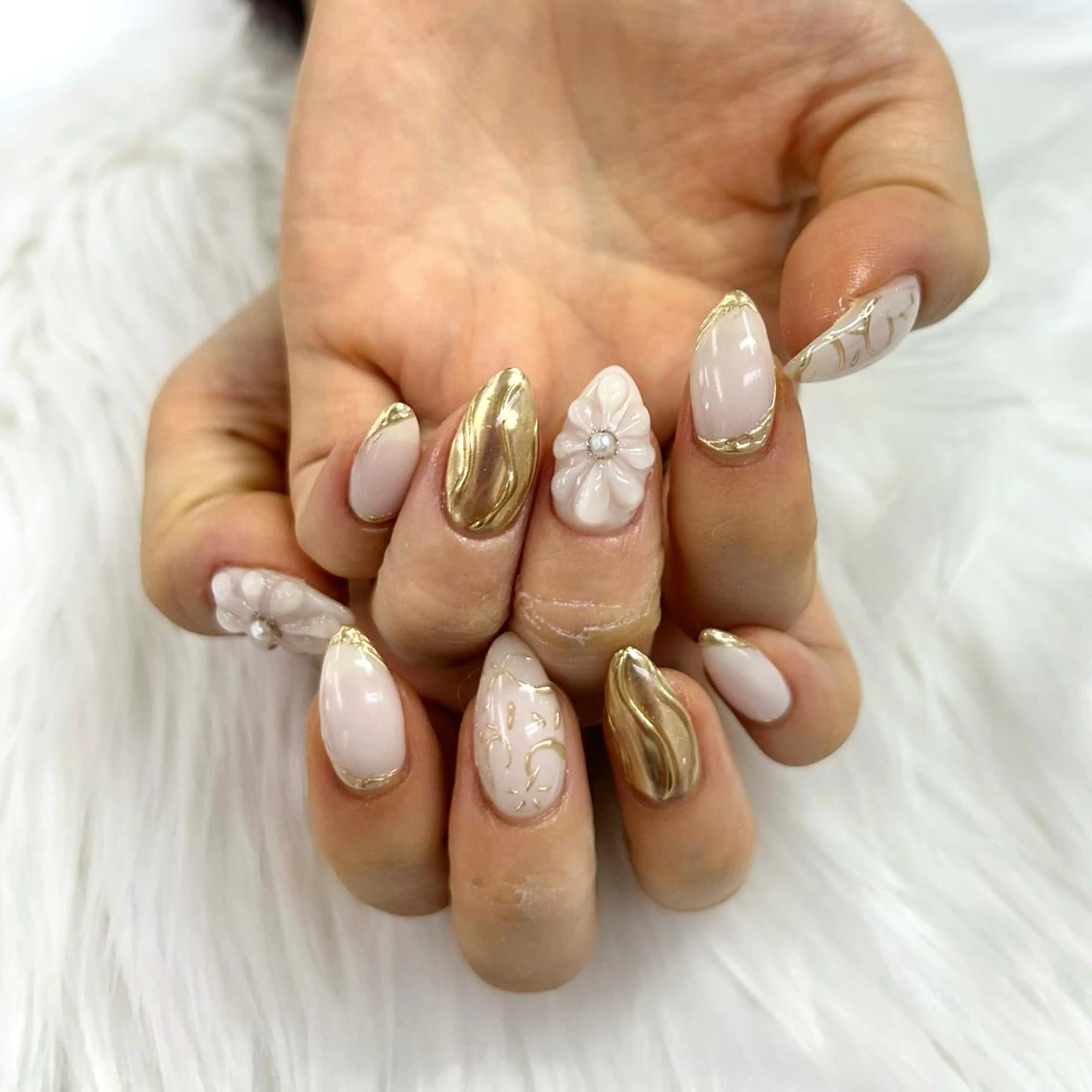 ネイル total salon Bell所属・Totalsalon Bell【嶌田彩華】のネイルデザイン