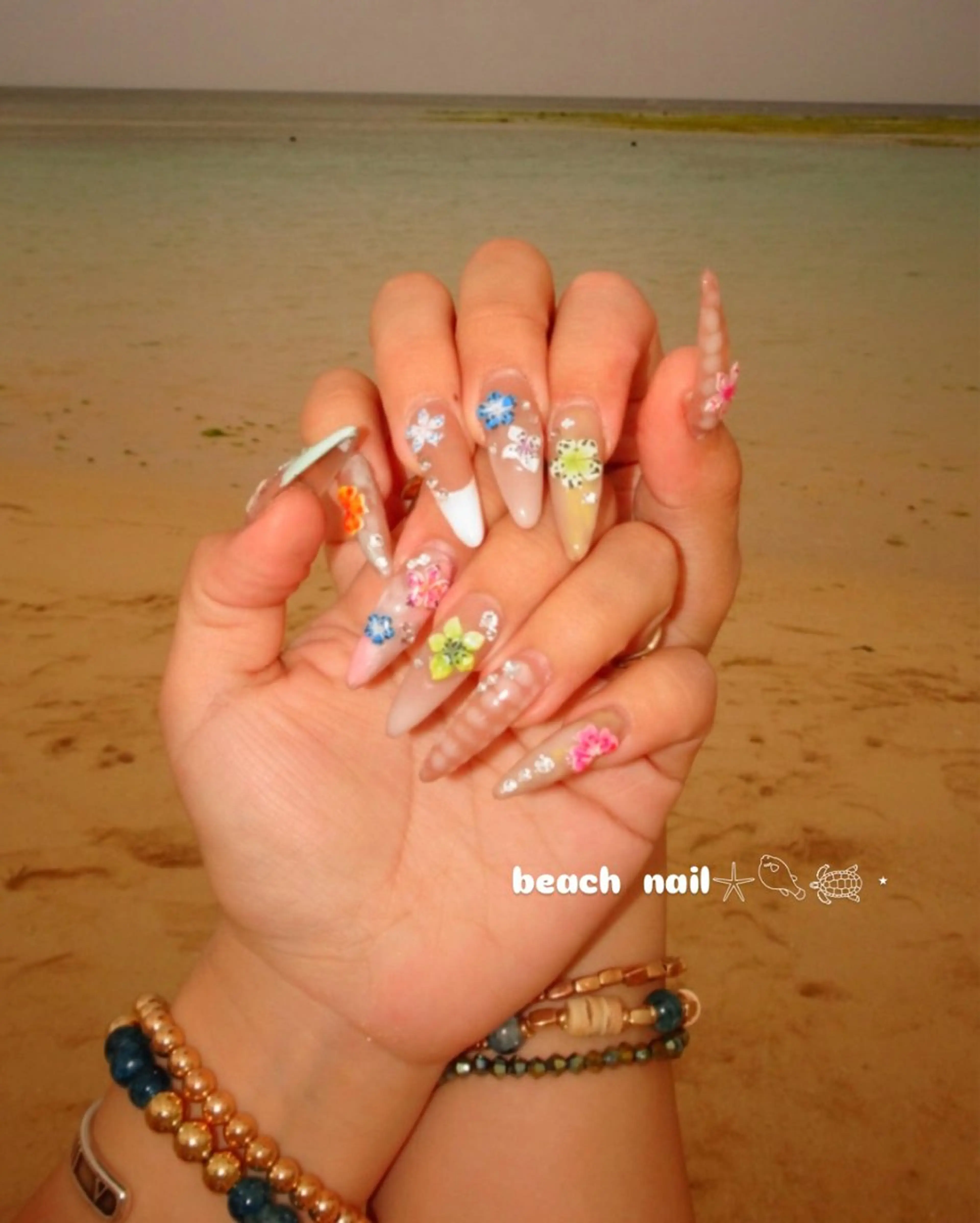 ネイル aya 🍓のネイルデザイン