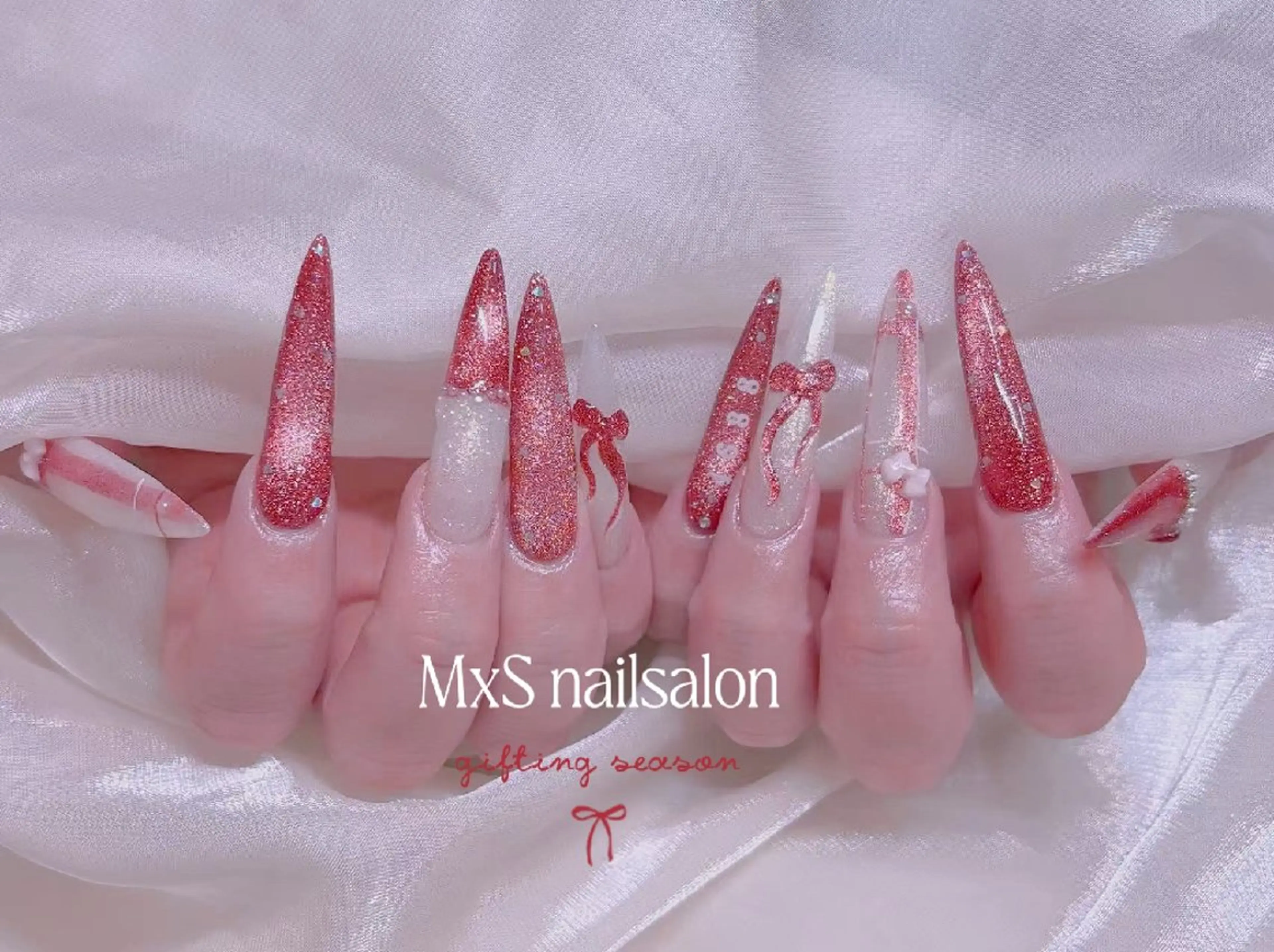 ネイル 成人式 ジェルネイル 韓国ネイル マグネットネイル パラジェル ハンドネイル ハンドケア MxS Nail 【長さだし/フィルイン/マグネット/ワンホンネイル/韓国ネイル/パラジェル】所属・M×S Nail みなのネイルデザイン