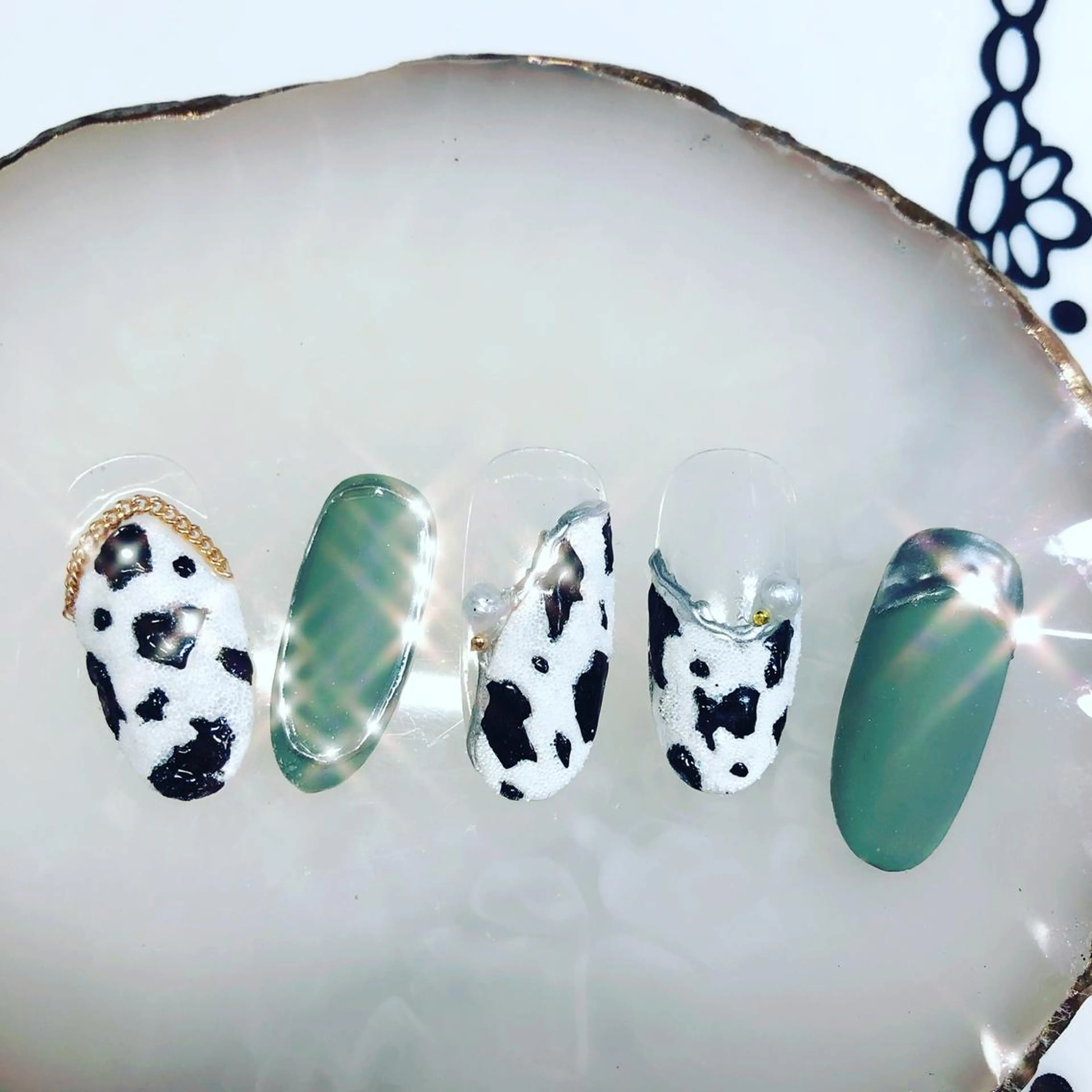 ネイル アニマル柄 アートネイル 奥園 良恵のネイルデザイン