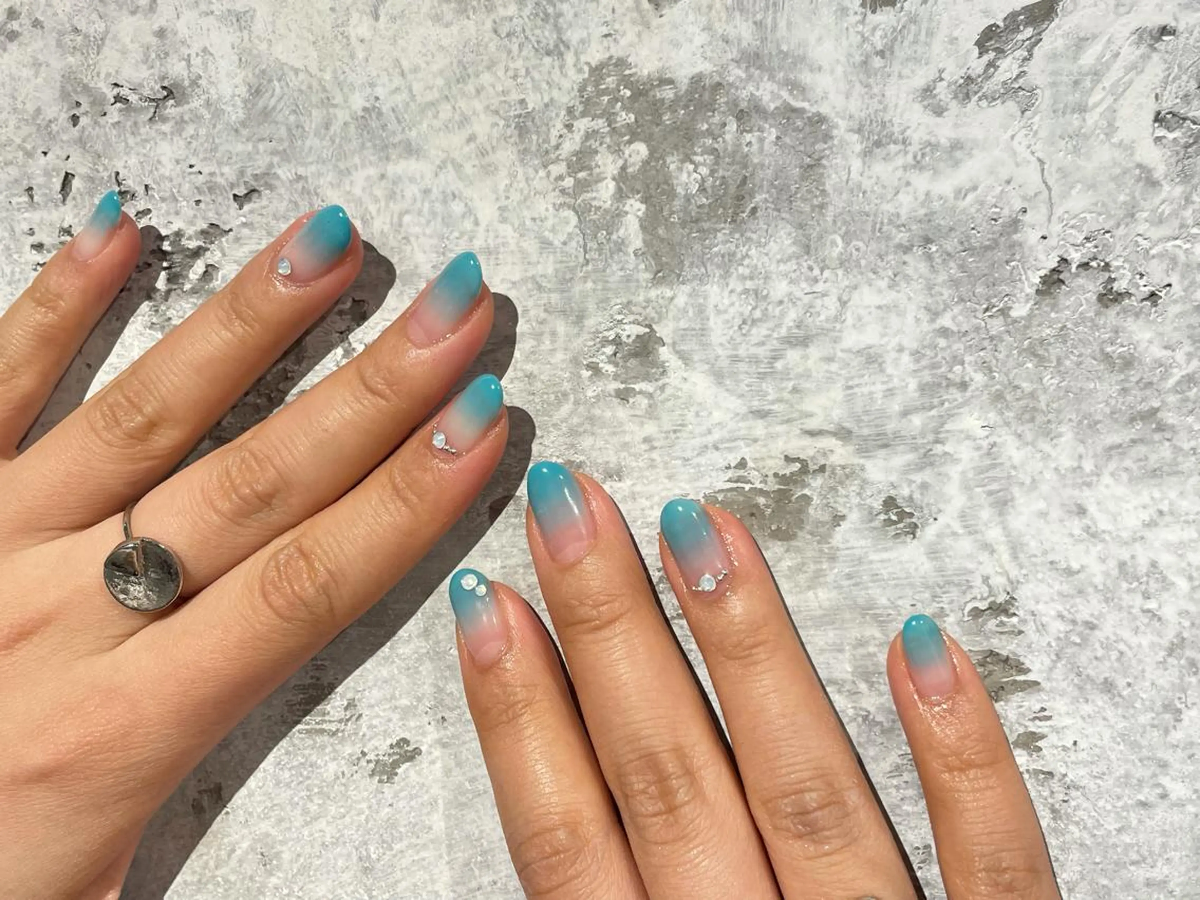 ネイル ブルー Classy【クラッシー】所属・Classy: Mizukiのネイルデザイン