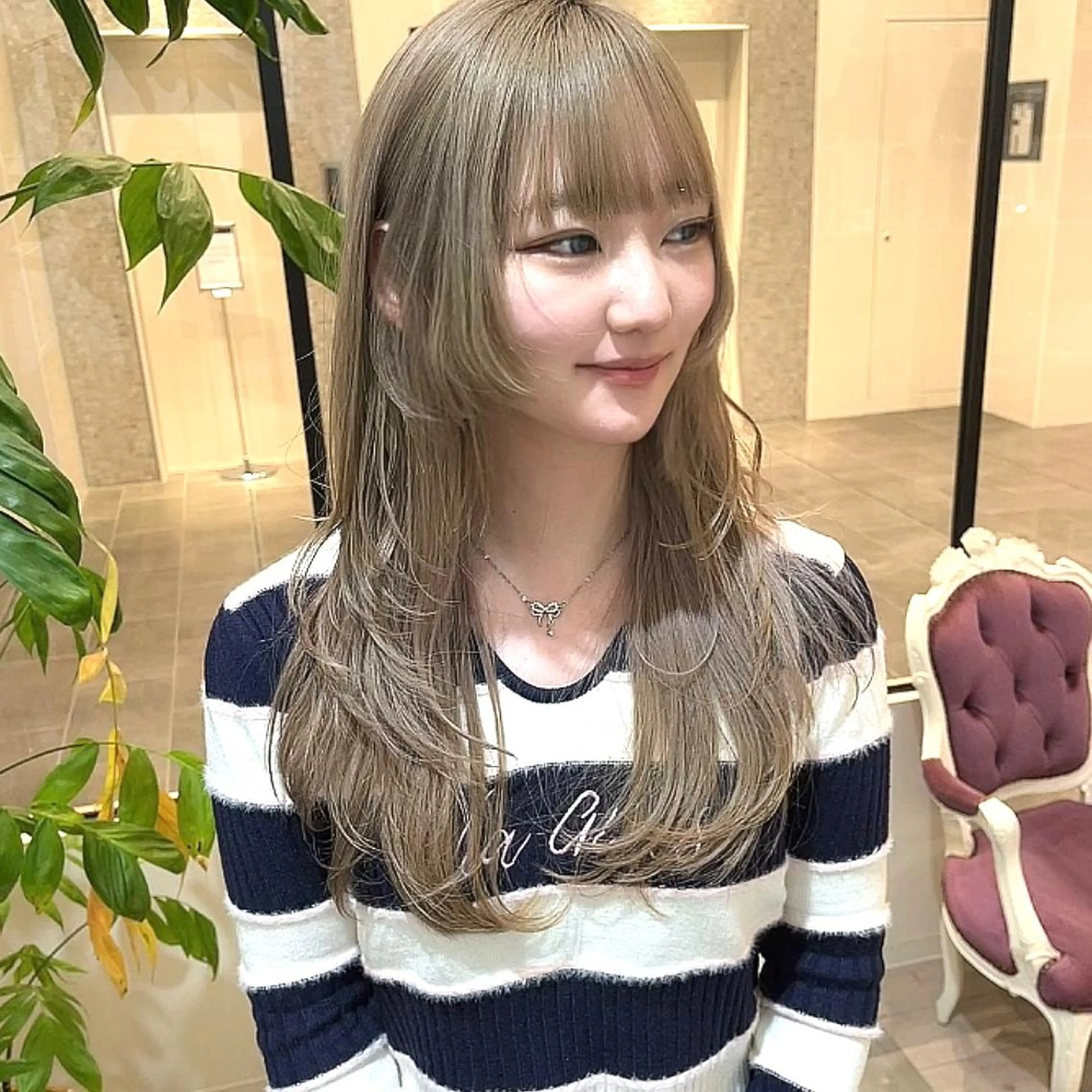 ロング 大阪ウルフカット 🐺デザインカラーのヘアスタイル