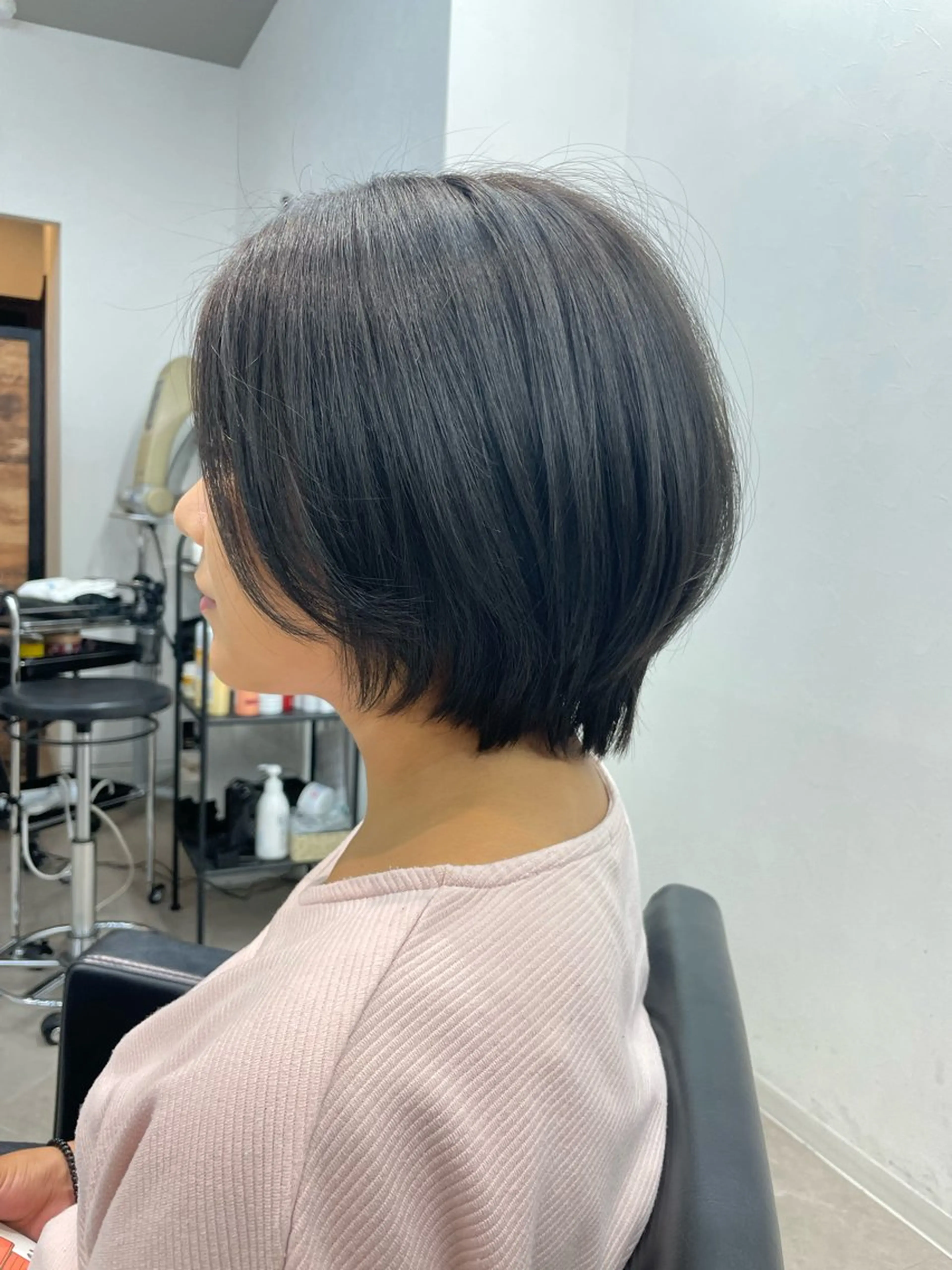 ショート アッシュ LuSente【ルシェンテ】所属・天野 莉沙のヘアスタイル