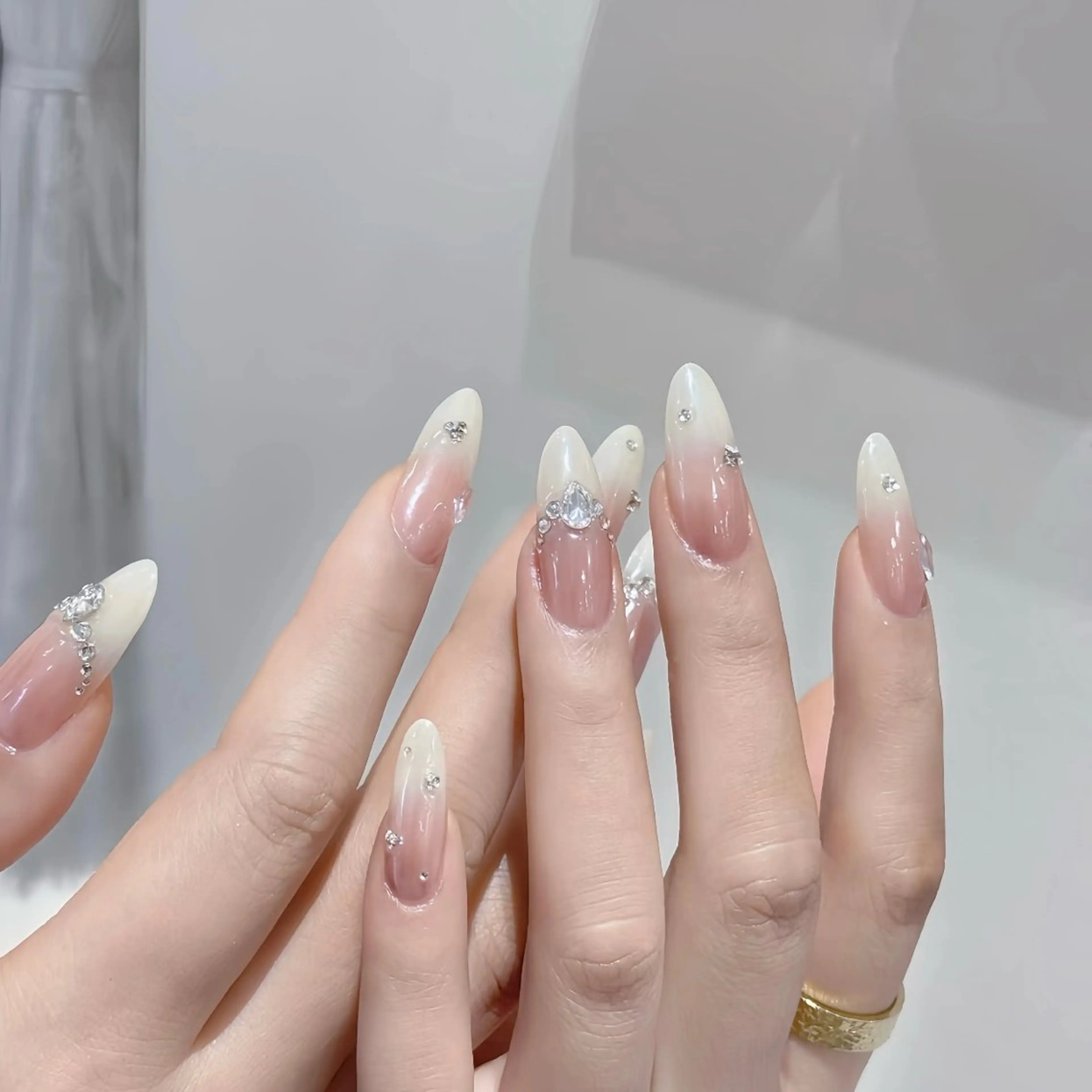 ネイル ハンドネイル 🎀 NaNa_nailのネイルデザイン