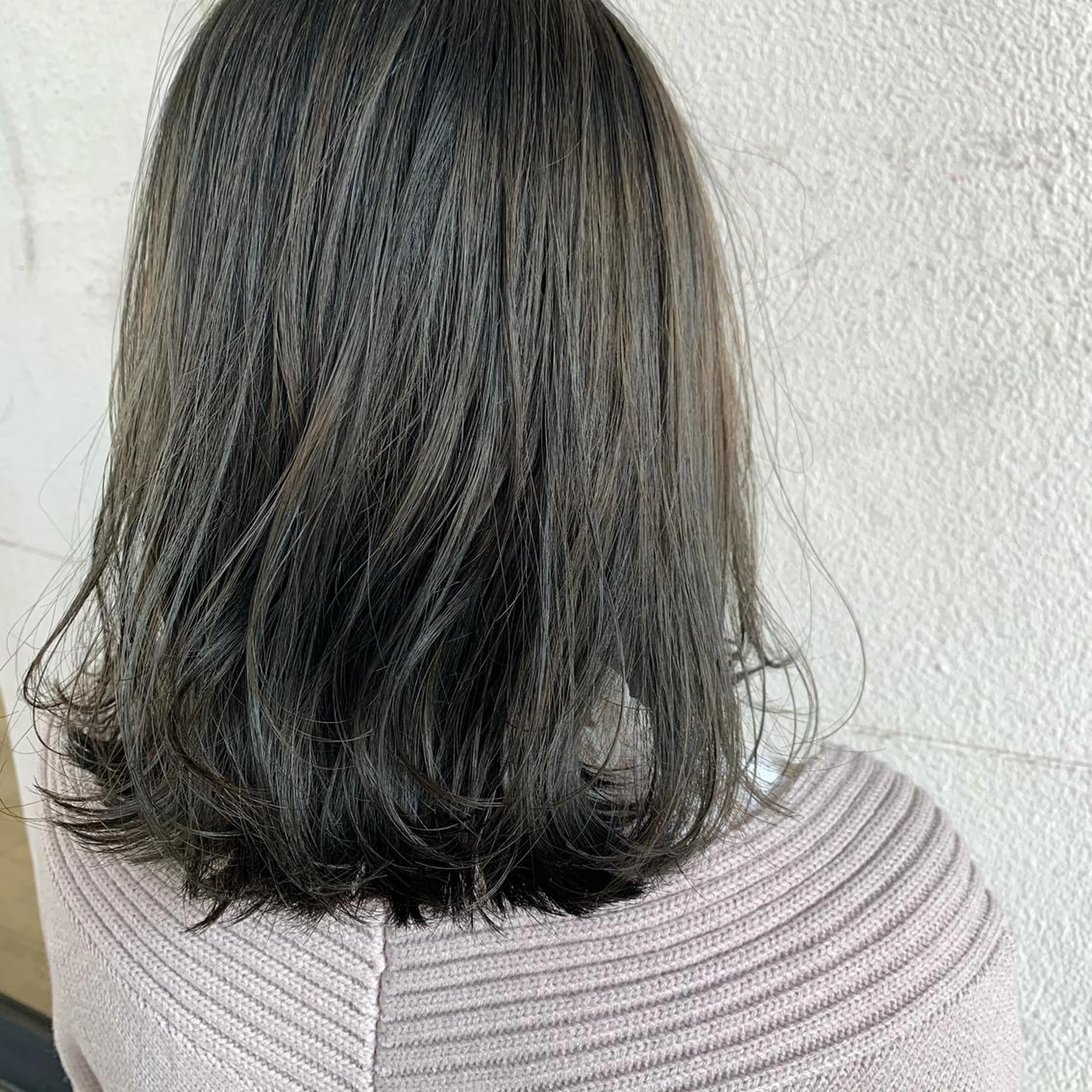 ミディアム 透明感カラー 金村真子のヘアスタイル