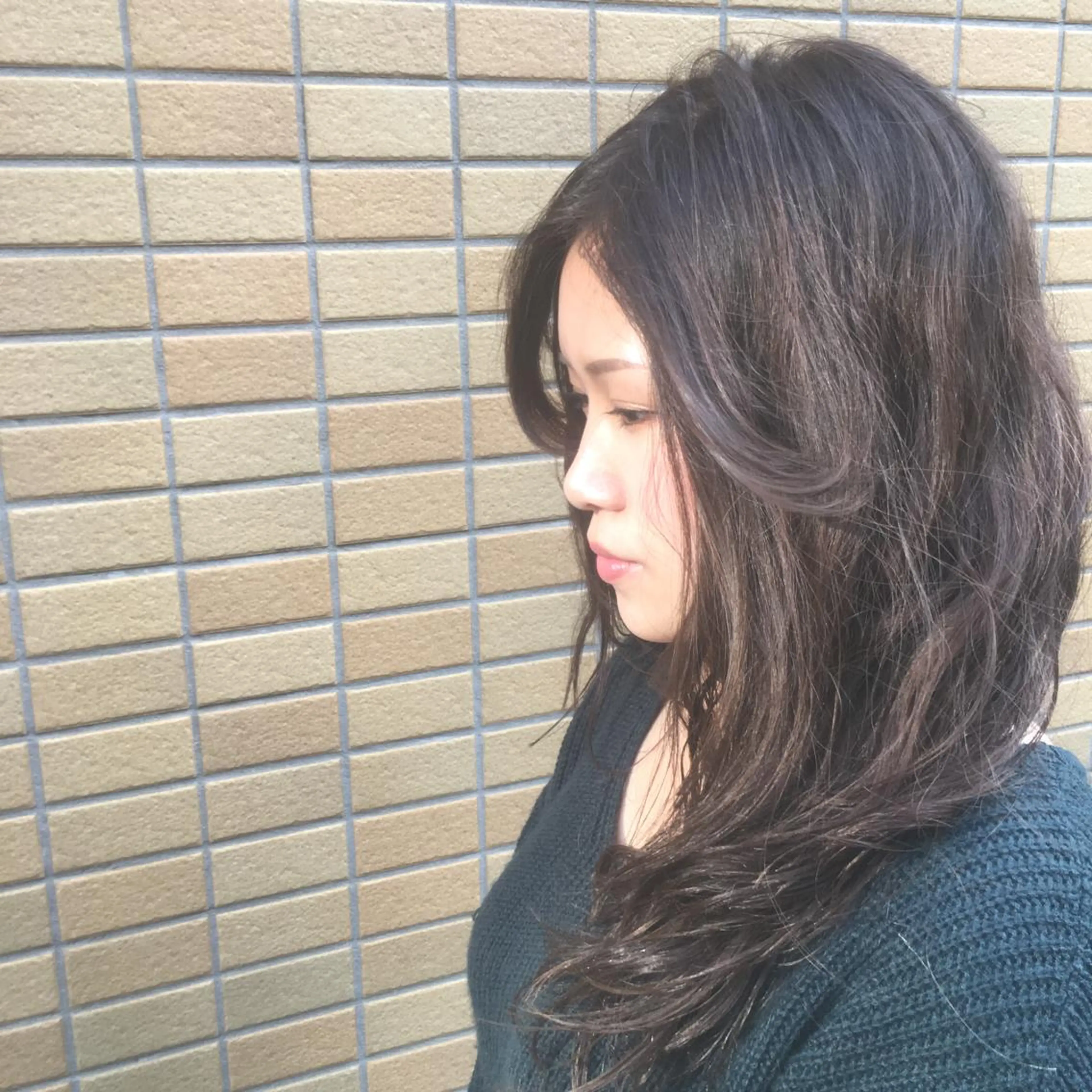 ロング カラー しのはら まどかのヘアスタイル