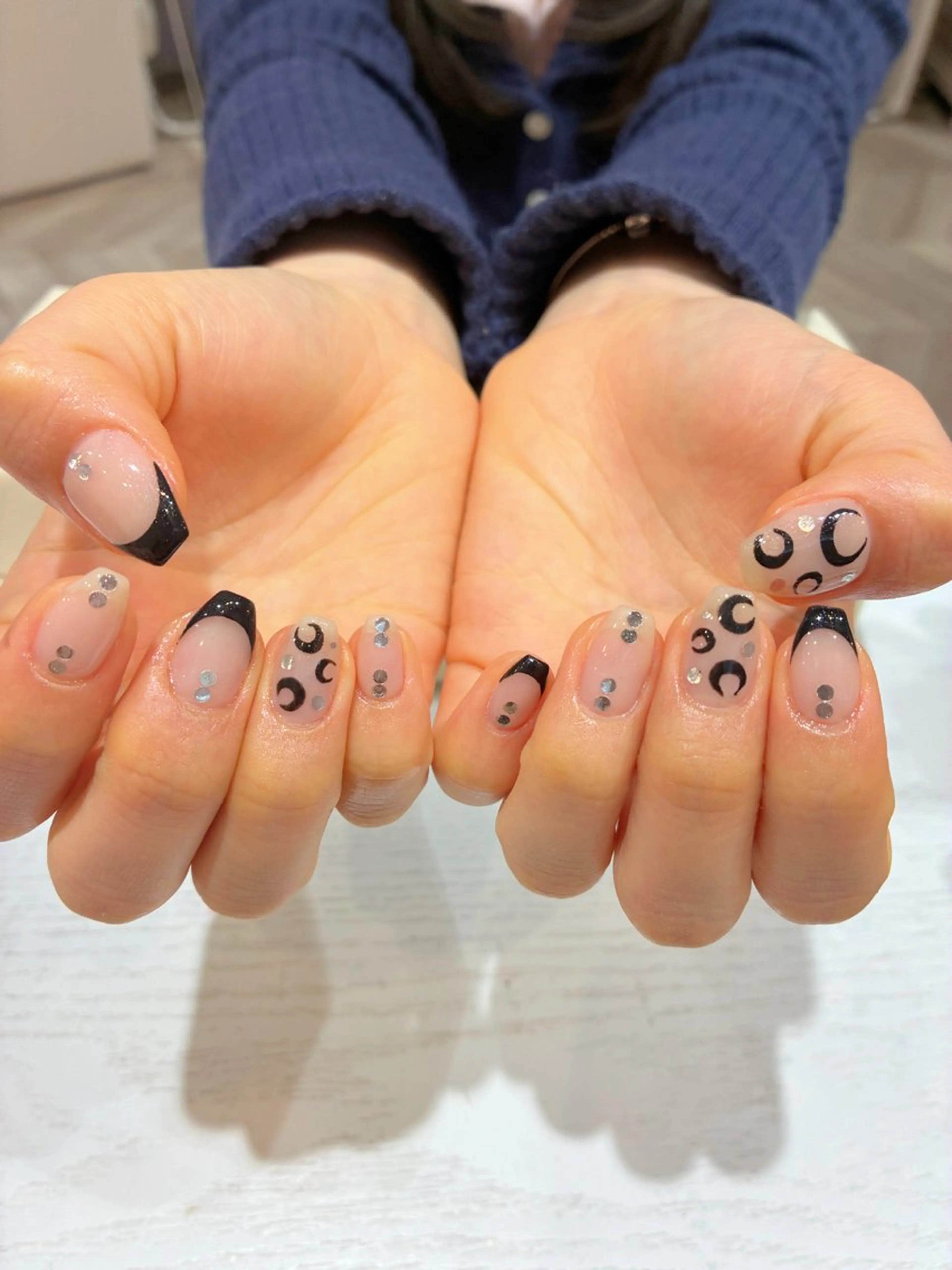 ネイル 持ち込み Nest 岩崎のネイルデザイン