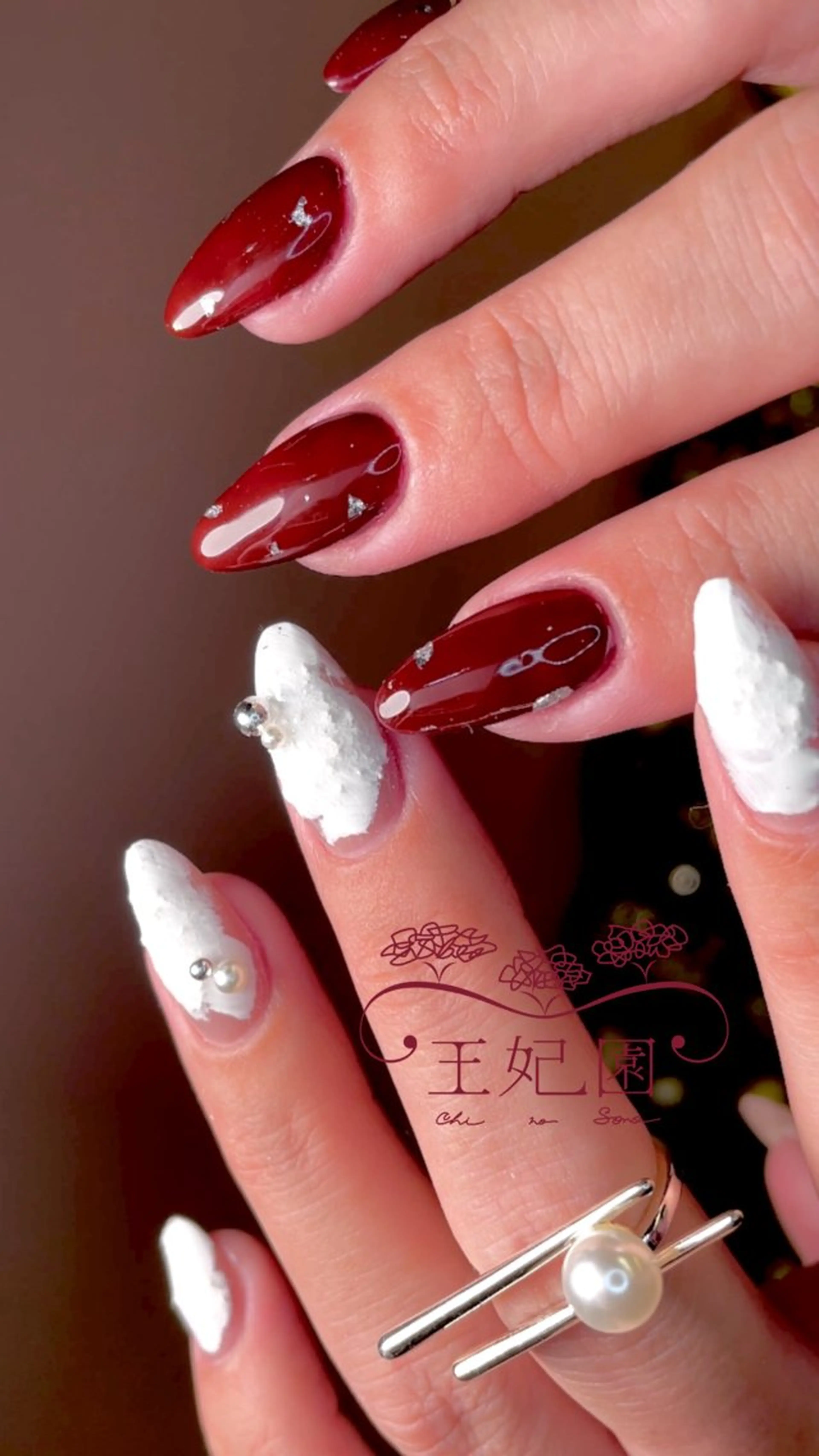 ネイル フレンチネイル マグネットネイル 冬ネイル クリスマス nail salon王妃の園所属・王妃の園 ohinosonoのネイルデザイン