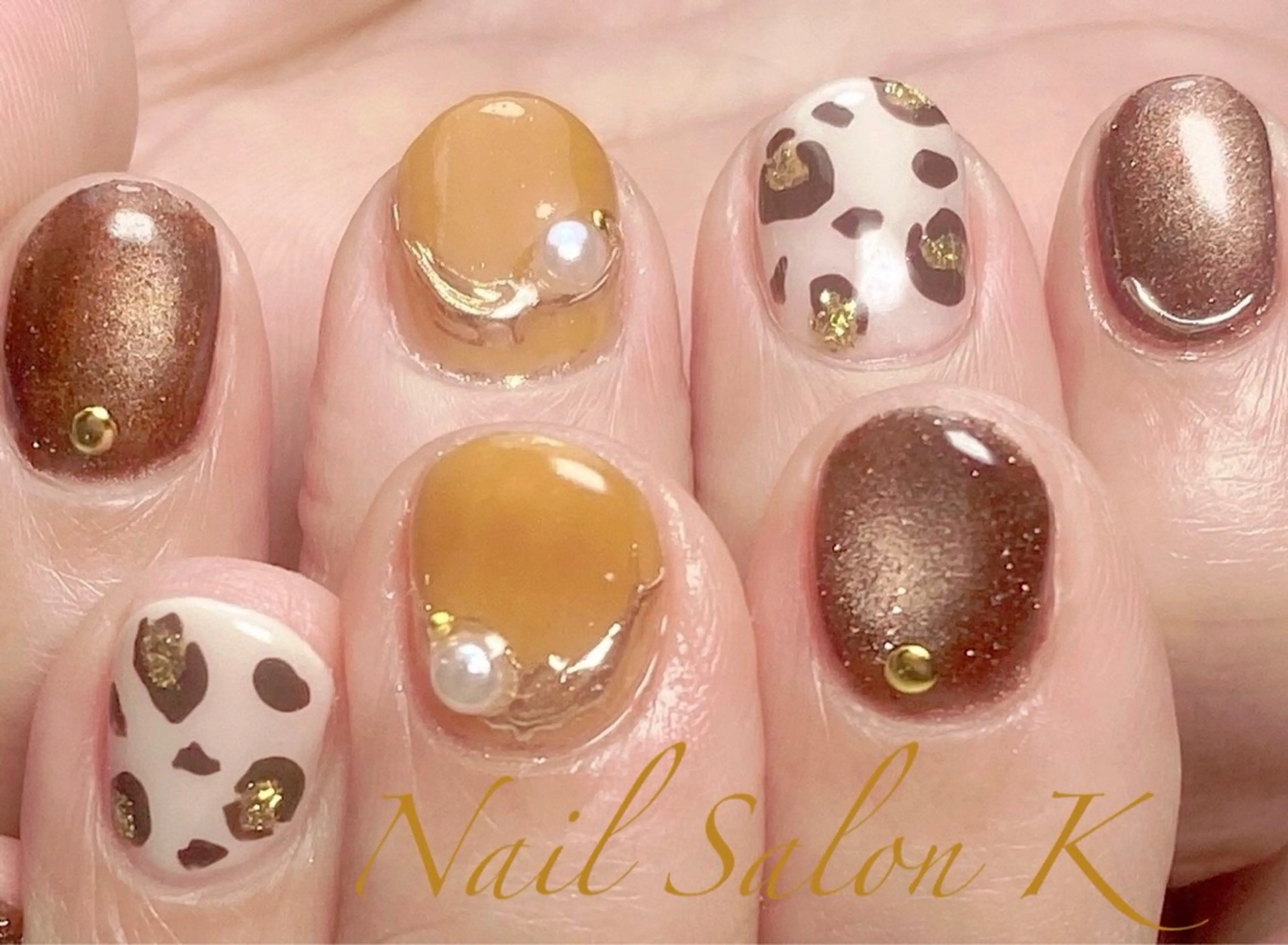 ネイル アニマル柄 ブラウン マグネットネイル 持ち込み ハンドネイル Nail Salon K 🧸美爪育成のネイルデザイン