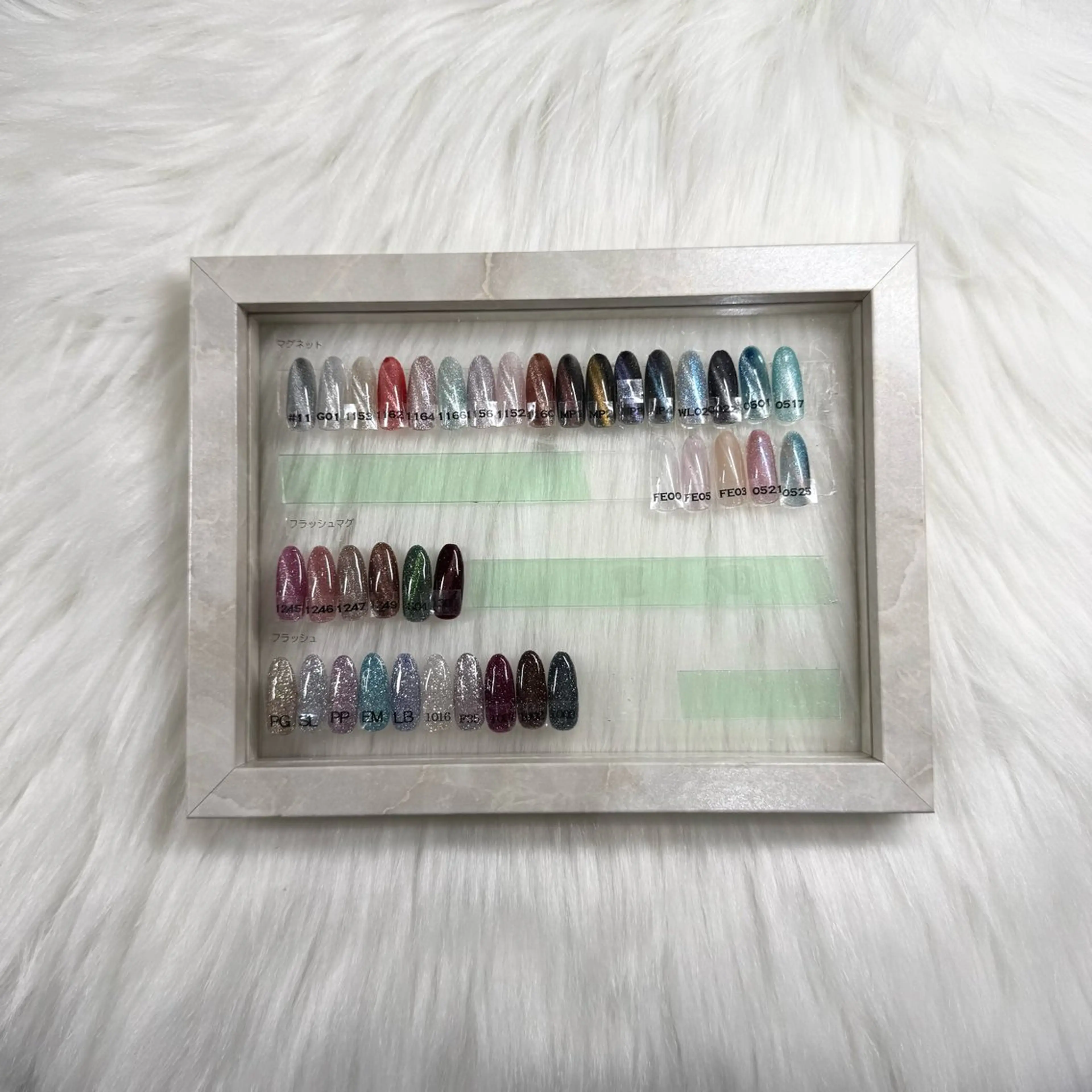 𝑵𝑬𝑾クーポン🆕🩶オフ無しマグネット、フラッシュラメワンカラー🩶の写真