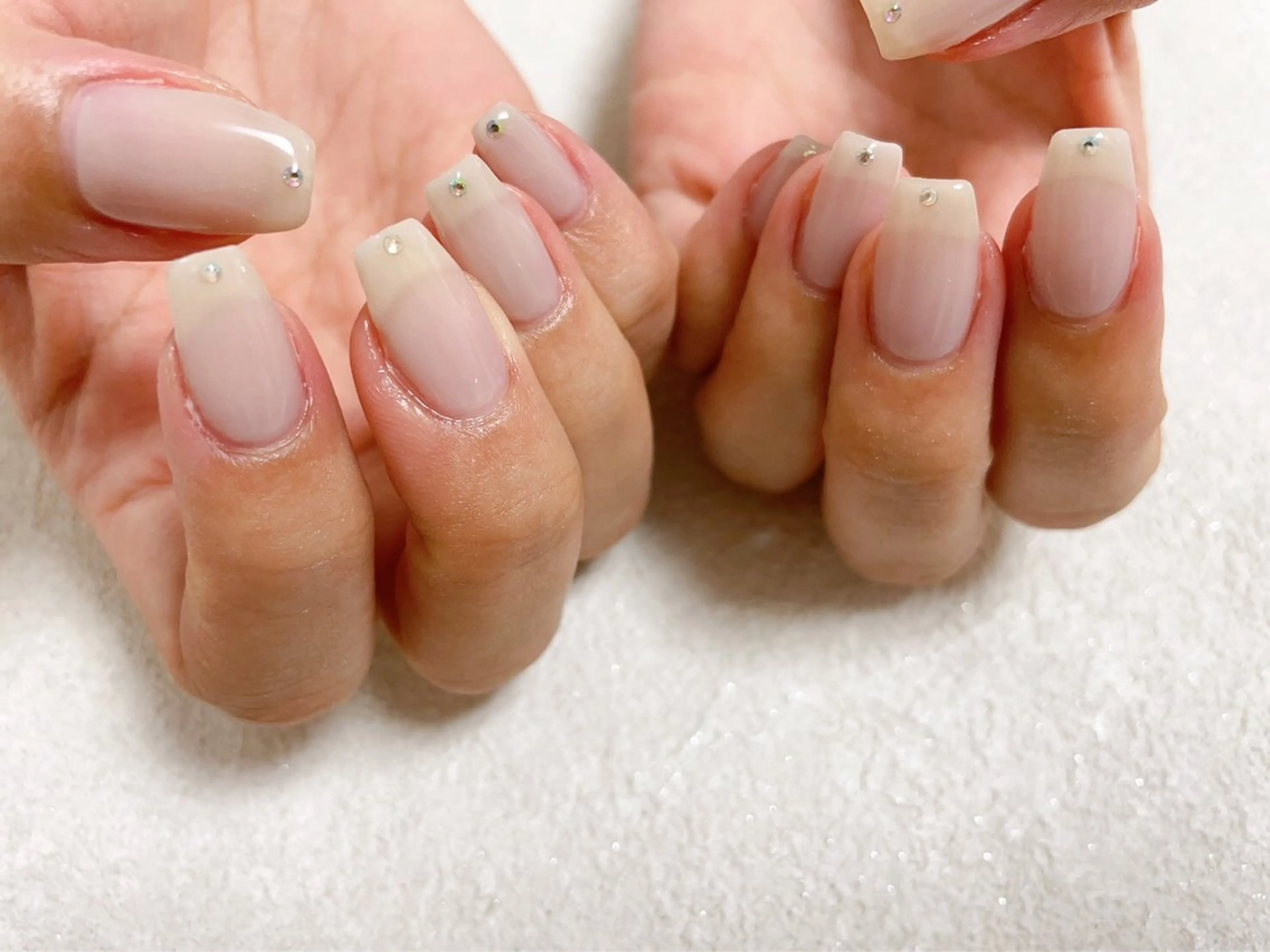 ネイル オーロラネイル フラワーネイル フットネイル フレンチネイル ジェルネイル ハンドネイル Mogu nail 二子玉川のネイルデザイン