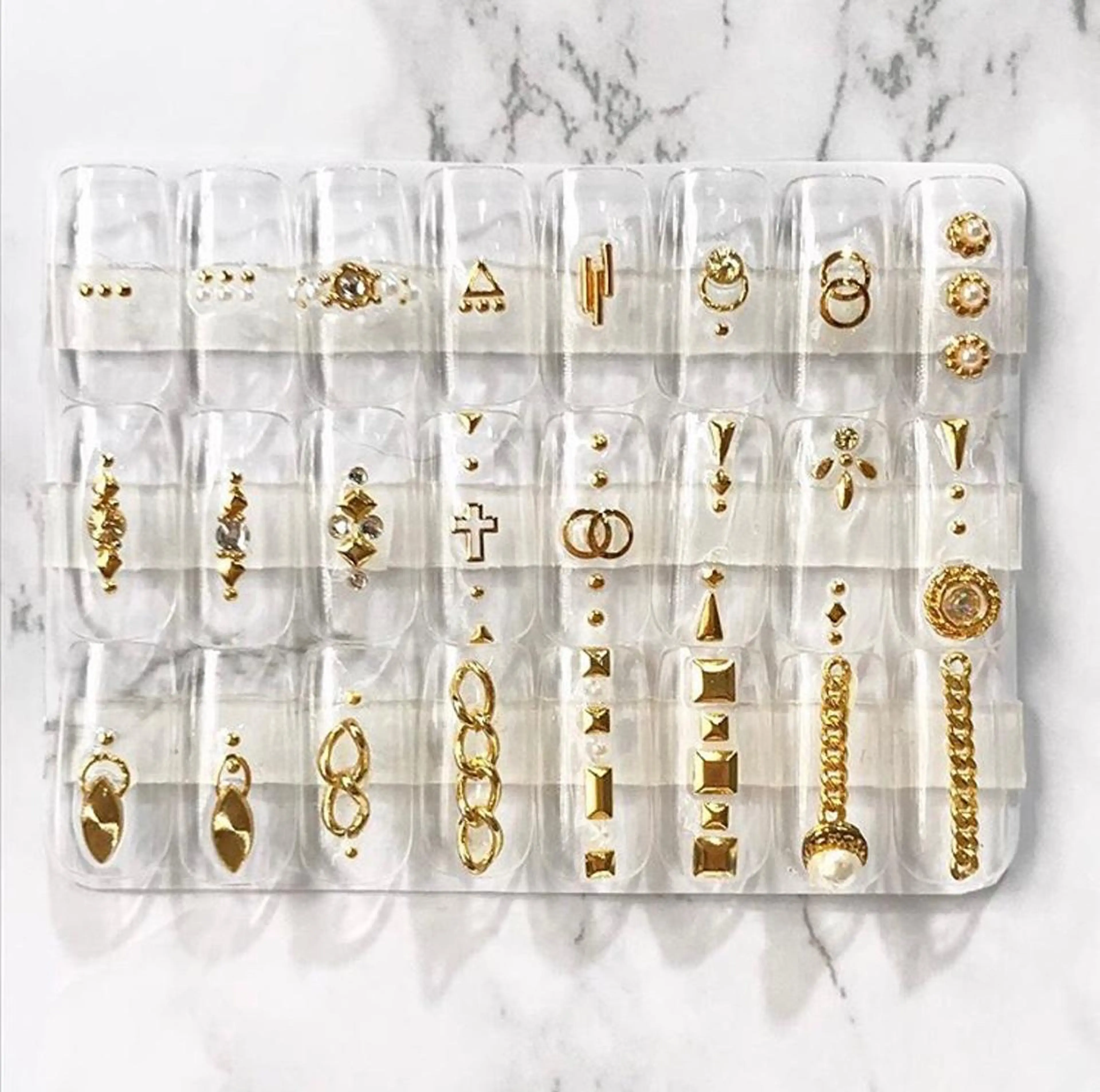 ネイル 渋谷ビュレネイル Kaoruのネイルデザイン