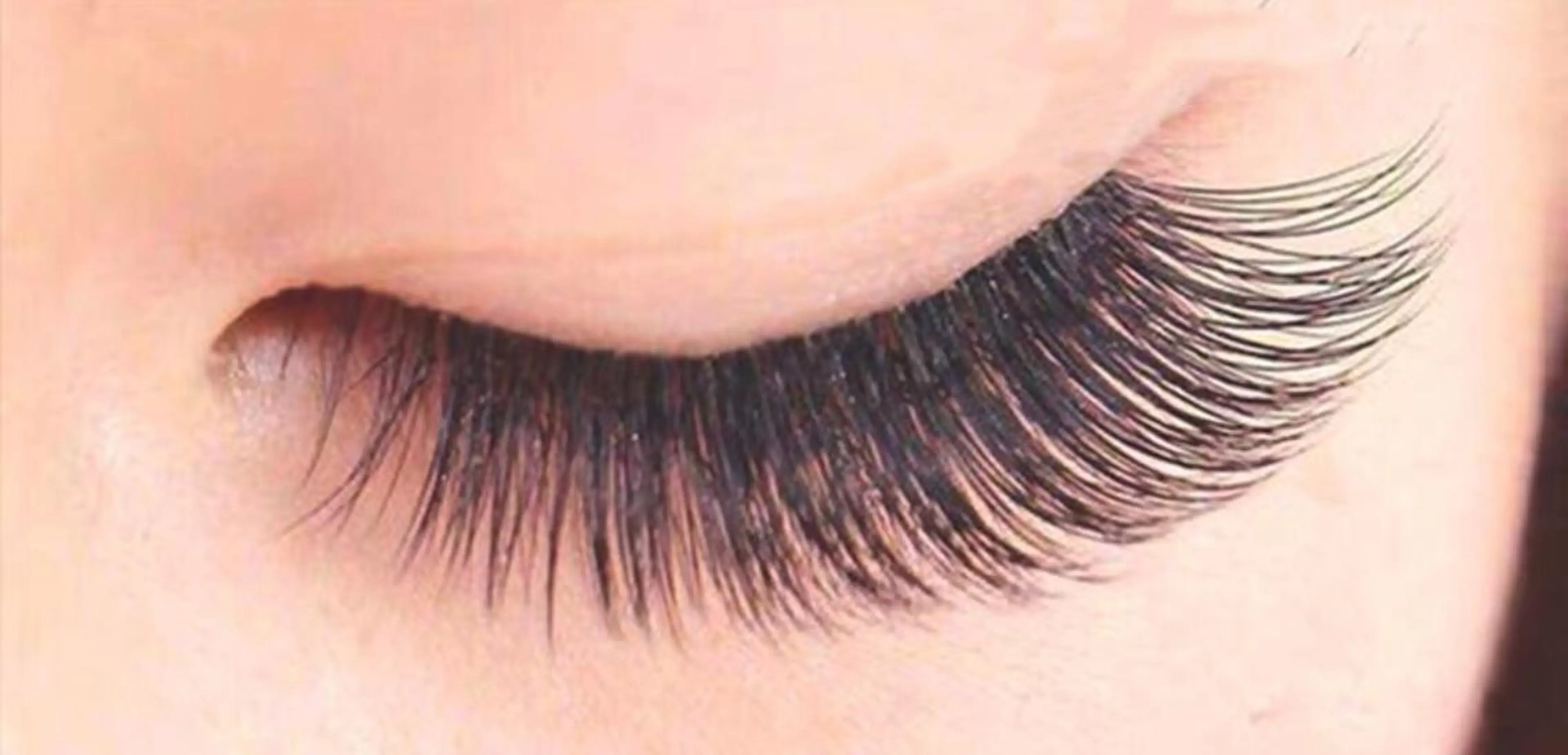 マツエク・マツパ マツエク Omi beautyのネイルデザイン