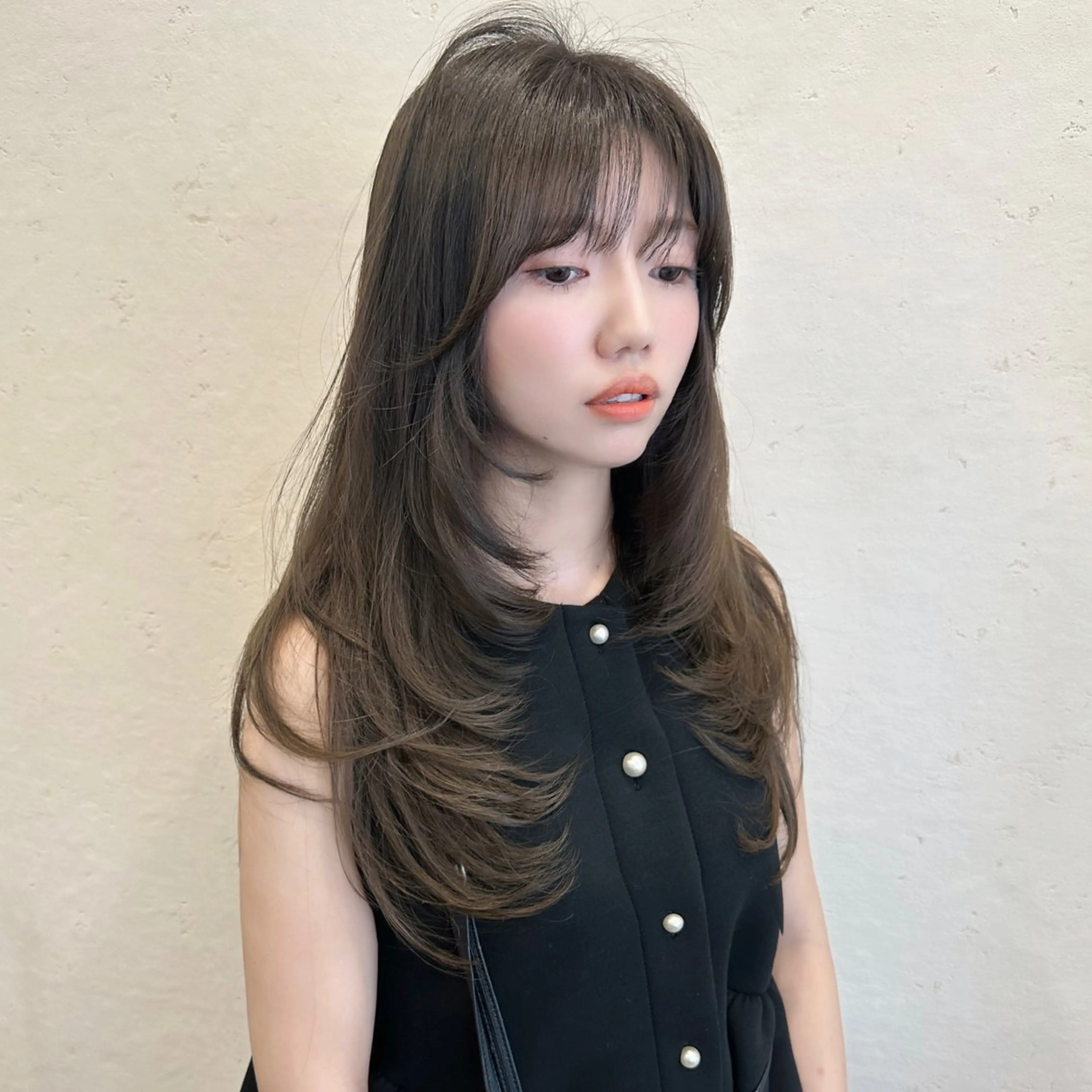 ロング カット ヘアカラー トリートメント 🌹ハッシュカット、 レイヤー韓国ヘア🌹のヘアスタイル