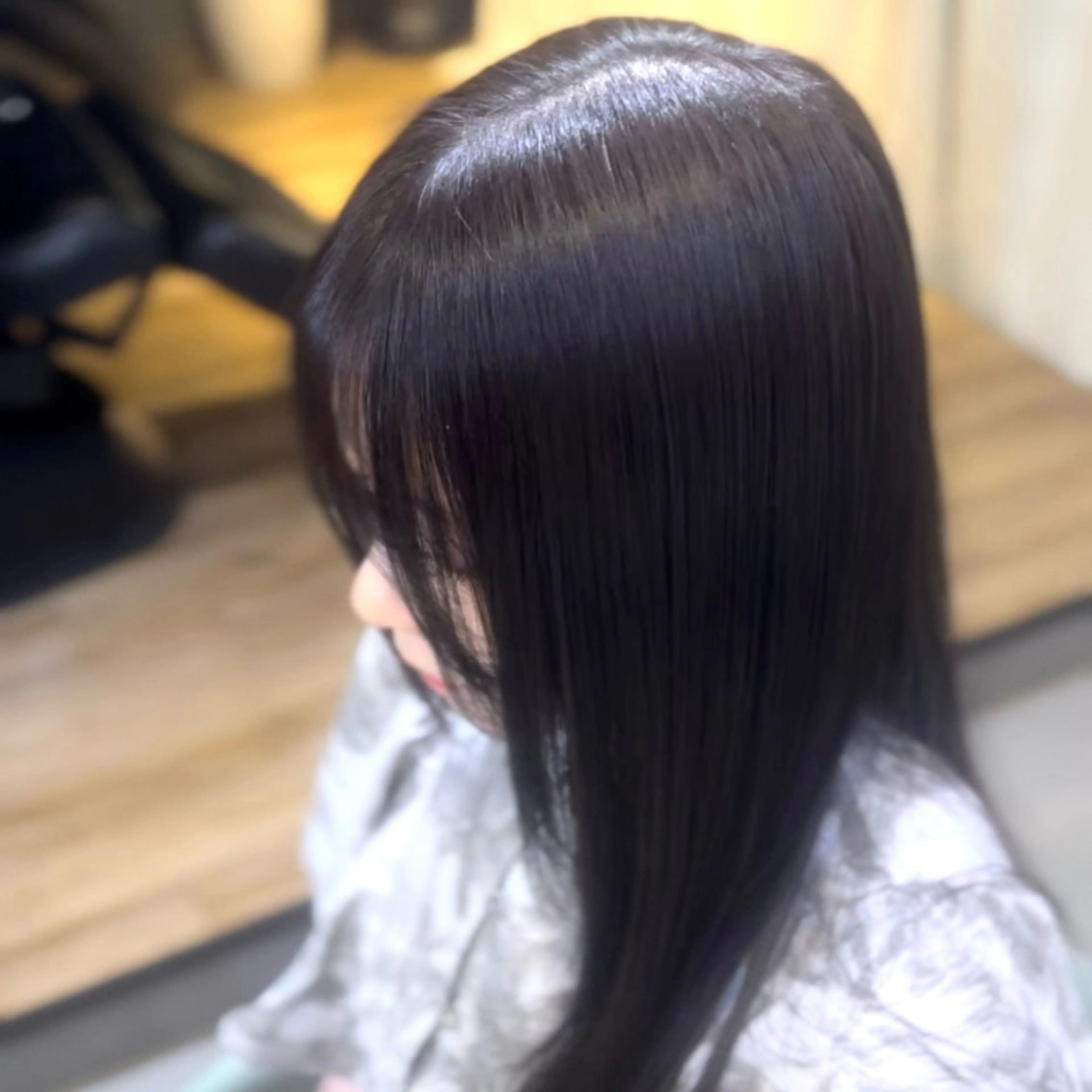 前髪顔周り矯正✨➕超音波𝑻𝑶𝑲𝑰𝑶マスク➕カット【縮毛矯正】の写真