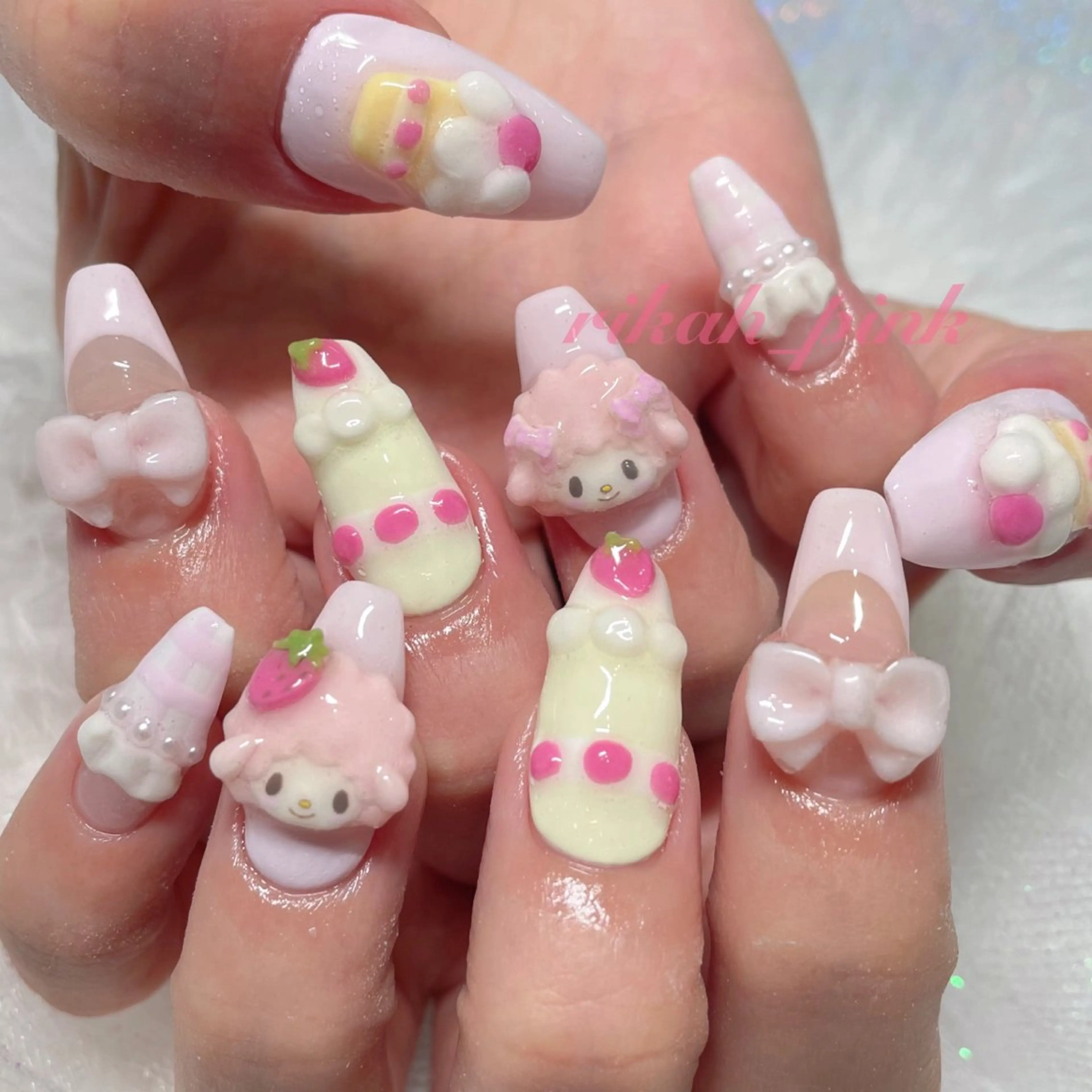 ネイル アートネイル 冬ネイル クリスマス GO TODAY シェアサロン 新宿Gratia所属・rika.H🦋 個性派スカルプネイルのネイルデザイン