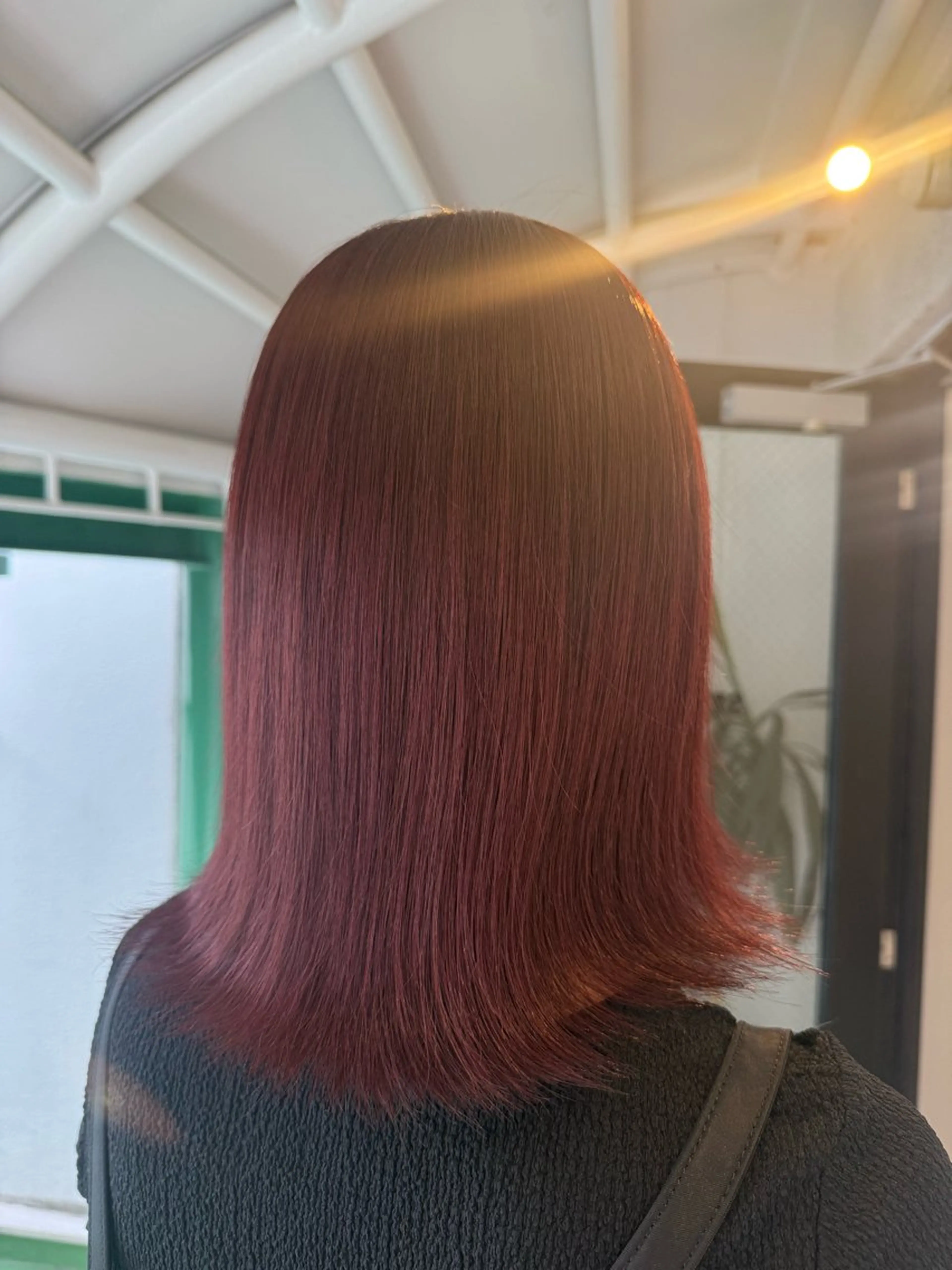 ミディアム カラー シールエクステ ベージュカラー ブリーチ ケアブリーチ 透明感カラー ヘアカラー トリートメント ヘッドスパ ハイトーン/髪質改善 🦋KASUGA🖤のヘアスタイル