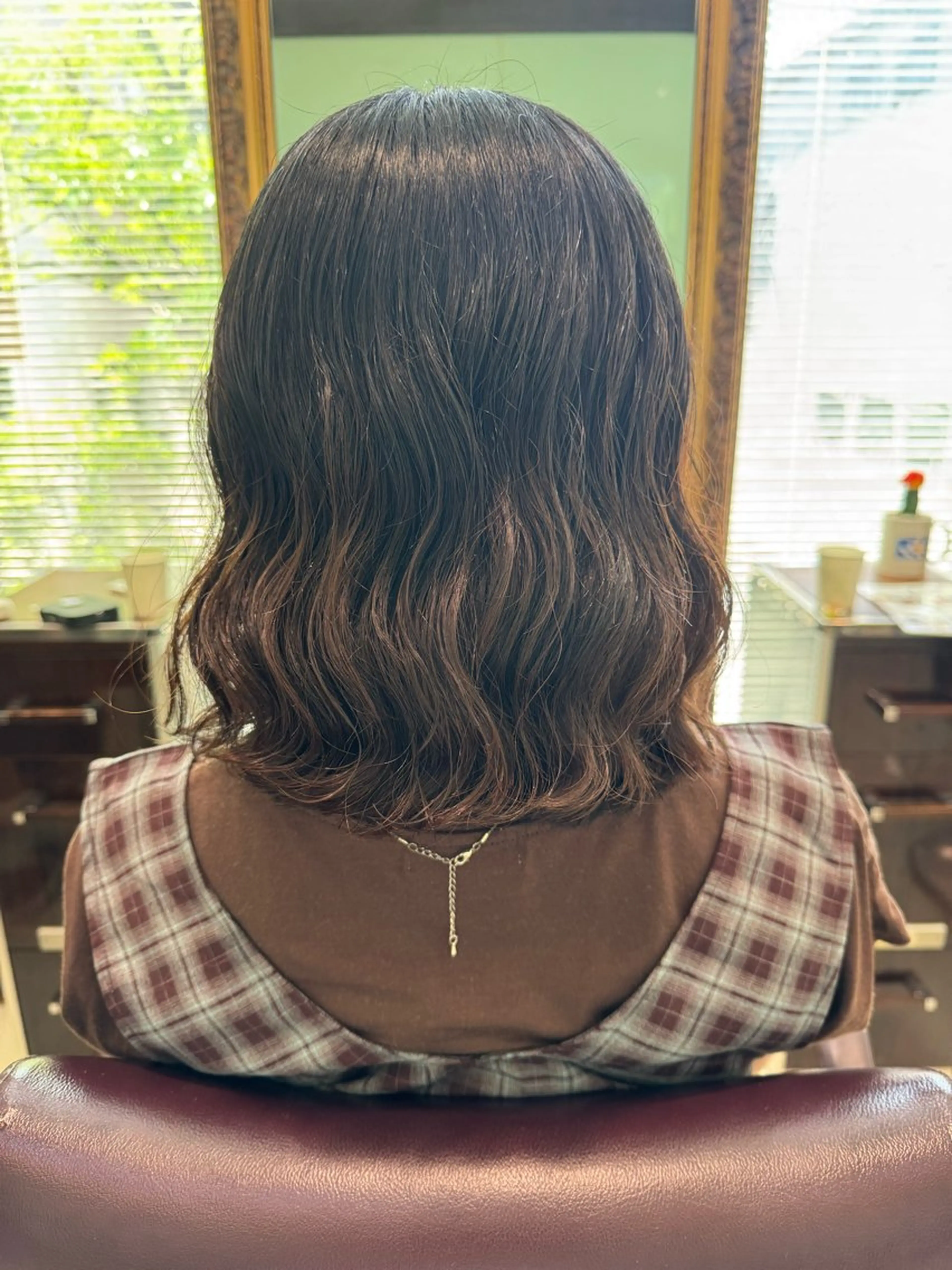 ミディアム ミディアムレイヤー ミディアムパーマ くびれヘア 顔まわりレイヤー 韓国風ヘア カット パーマ トリートメント コテ巻き風/ボブ パーマ🌼杉田 萌恵のヘアスタイル