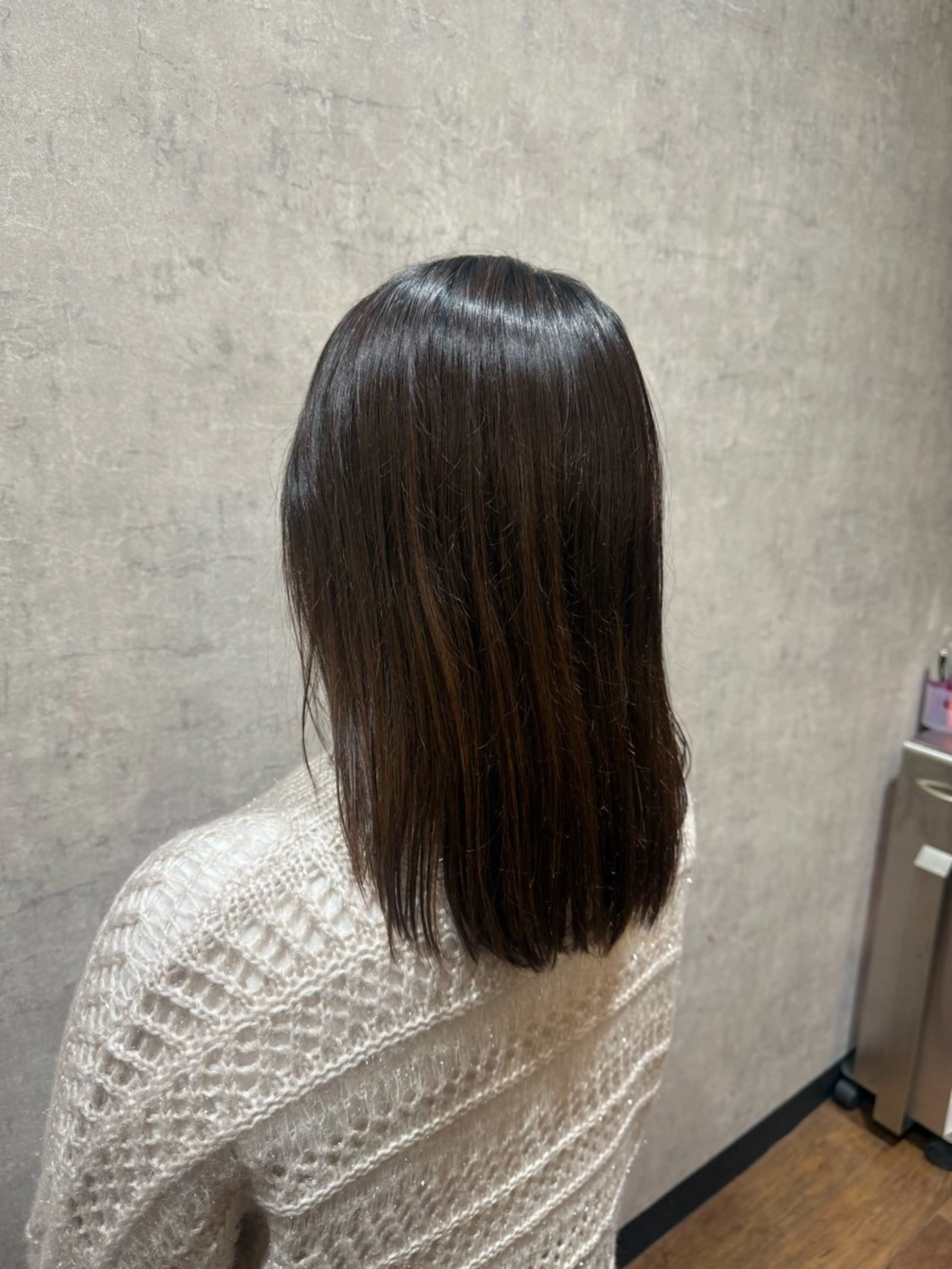 ミディアム カット 松本 希愛のヘアスタイル