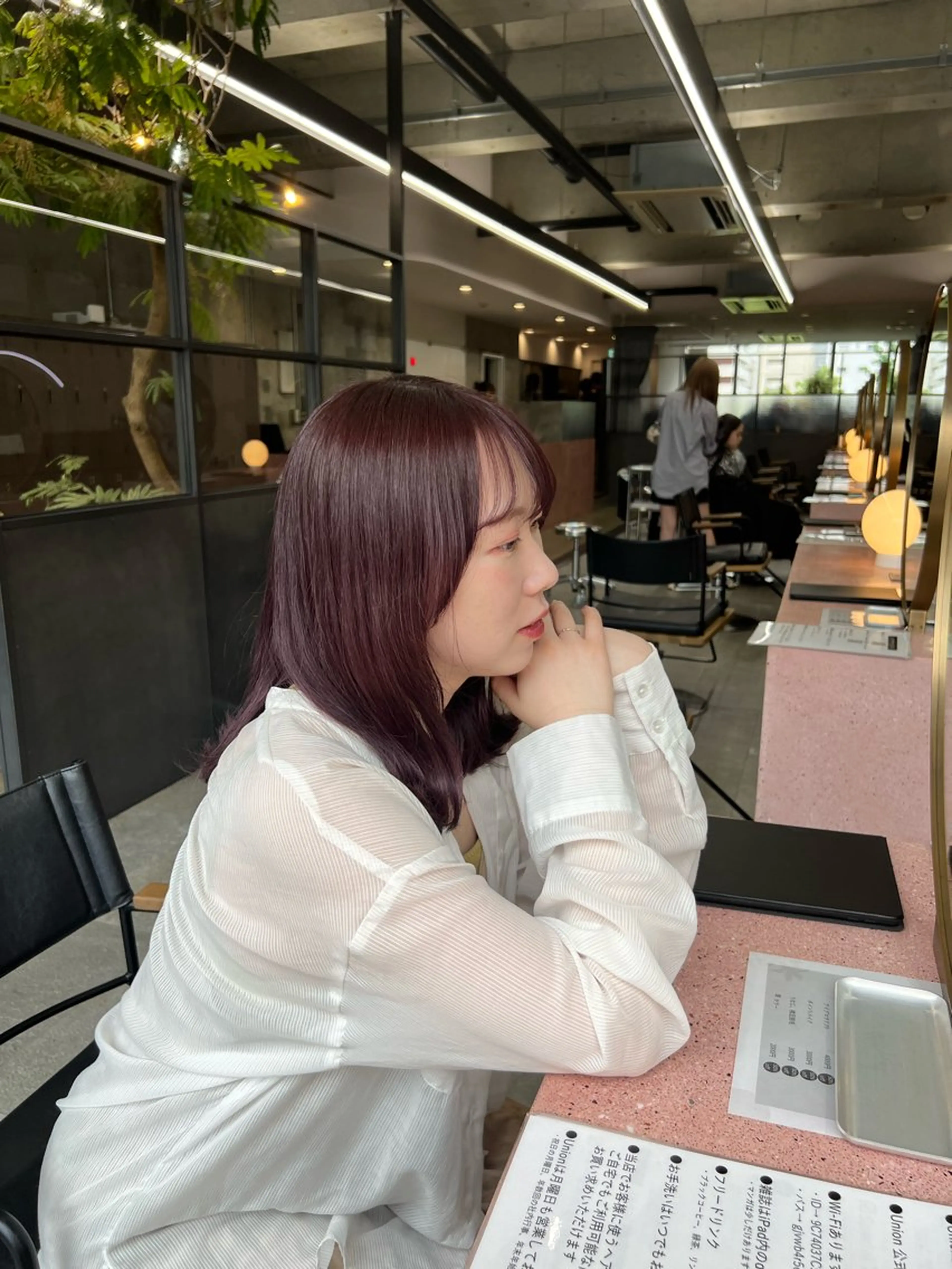 ミディアム カラー ブリーチ ラベンダーカラー ピンクカラー ピンクラベンダー カット ヘアカラー era所属・azumi/ボブ/暖 色/オリーブ/縮毛のヘアスタイル