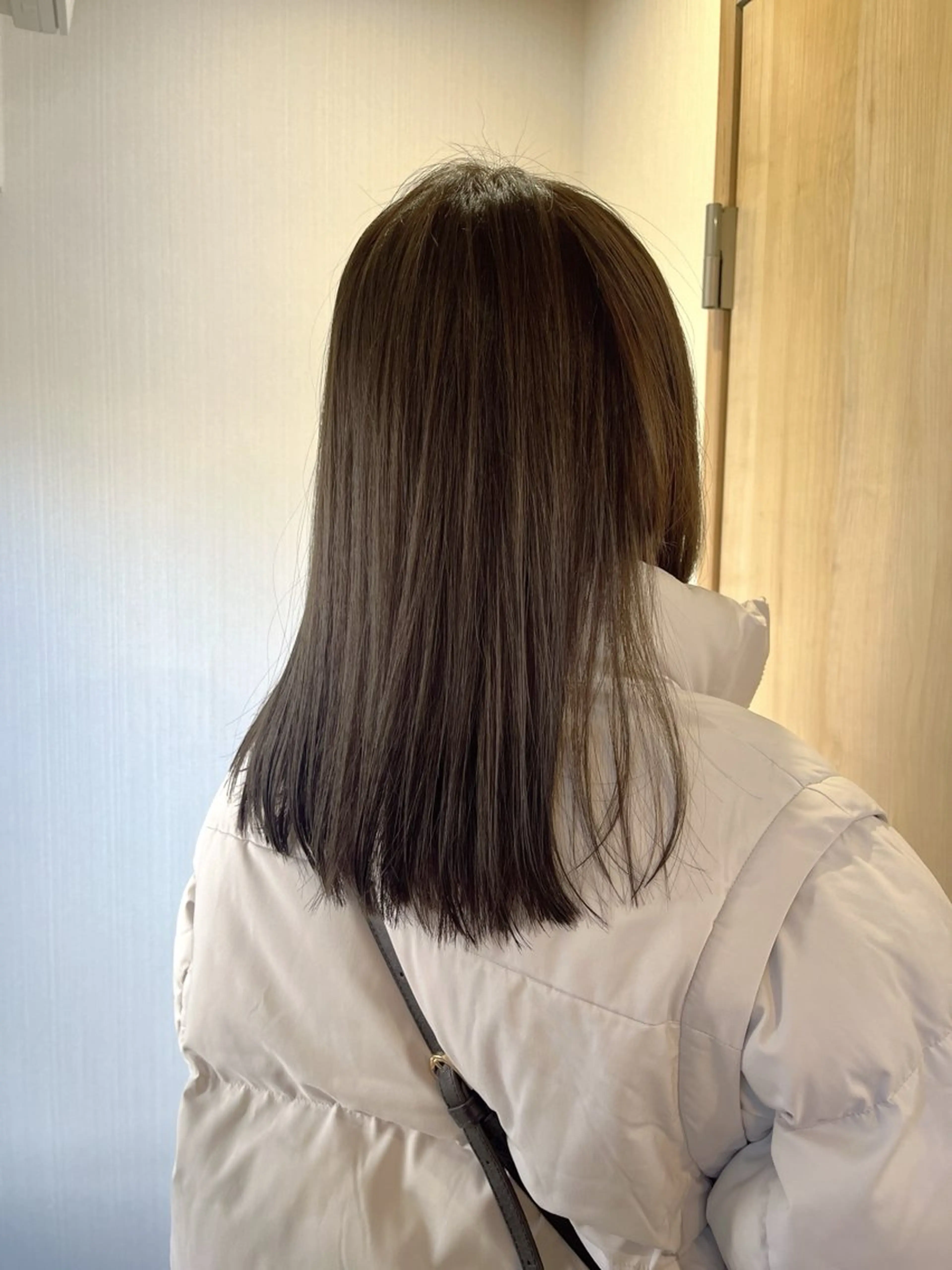 ミディアム カラー カット ヘアカラー トリートメント 下石怜子/レイヤー/ 透明感カラーのヘアスタイル