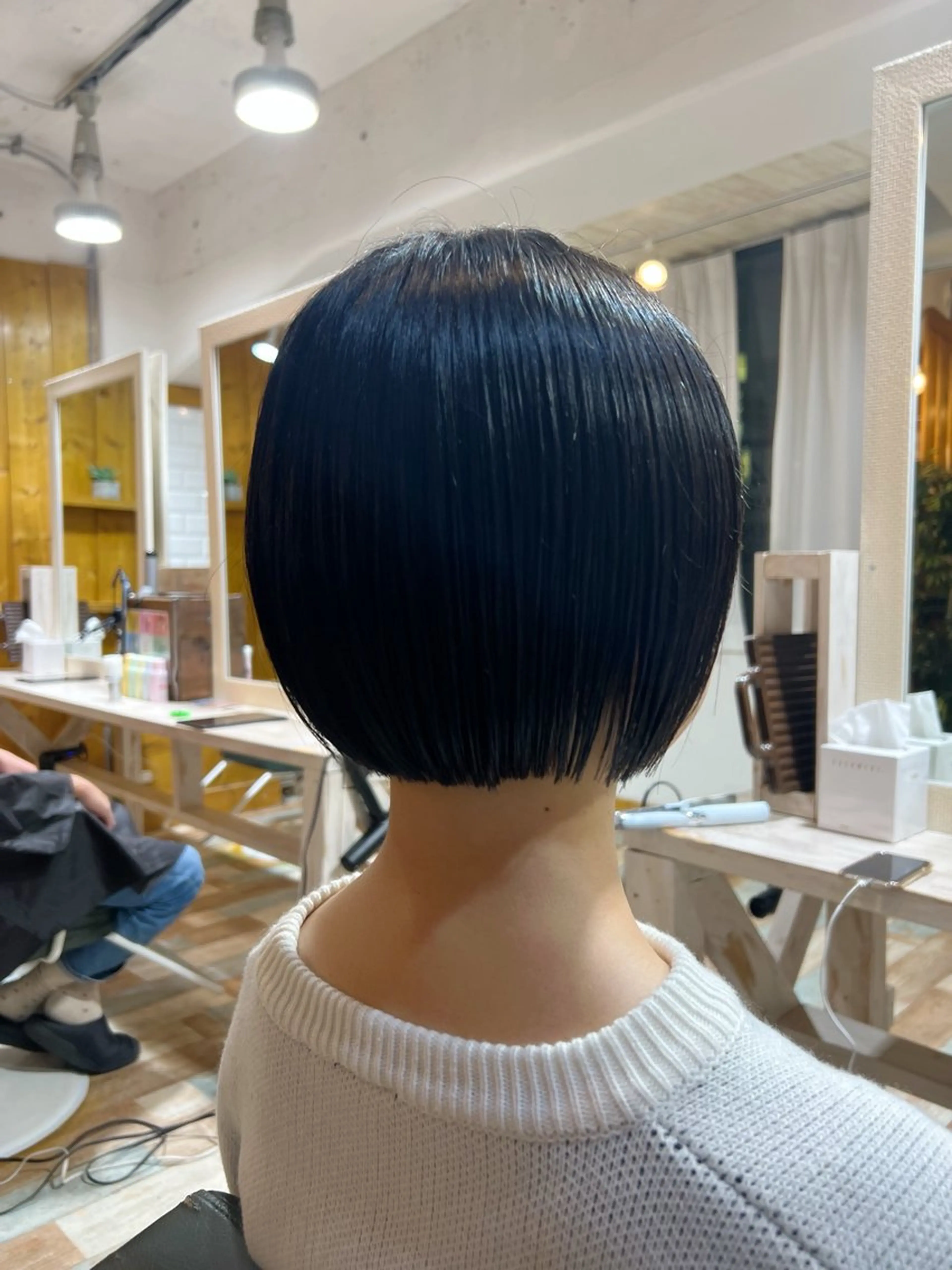 ショート ボブ 縮毛矯正 カット 縮毛矯正 トリートメント KANA/ボブ/ インナーカラー/艶髪のヘアスタイル