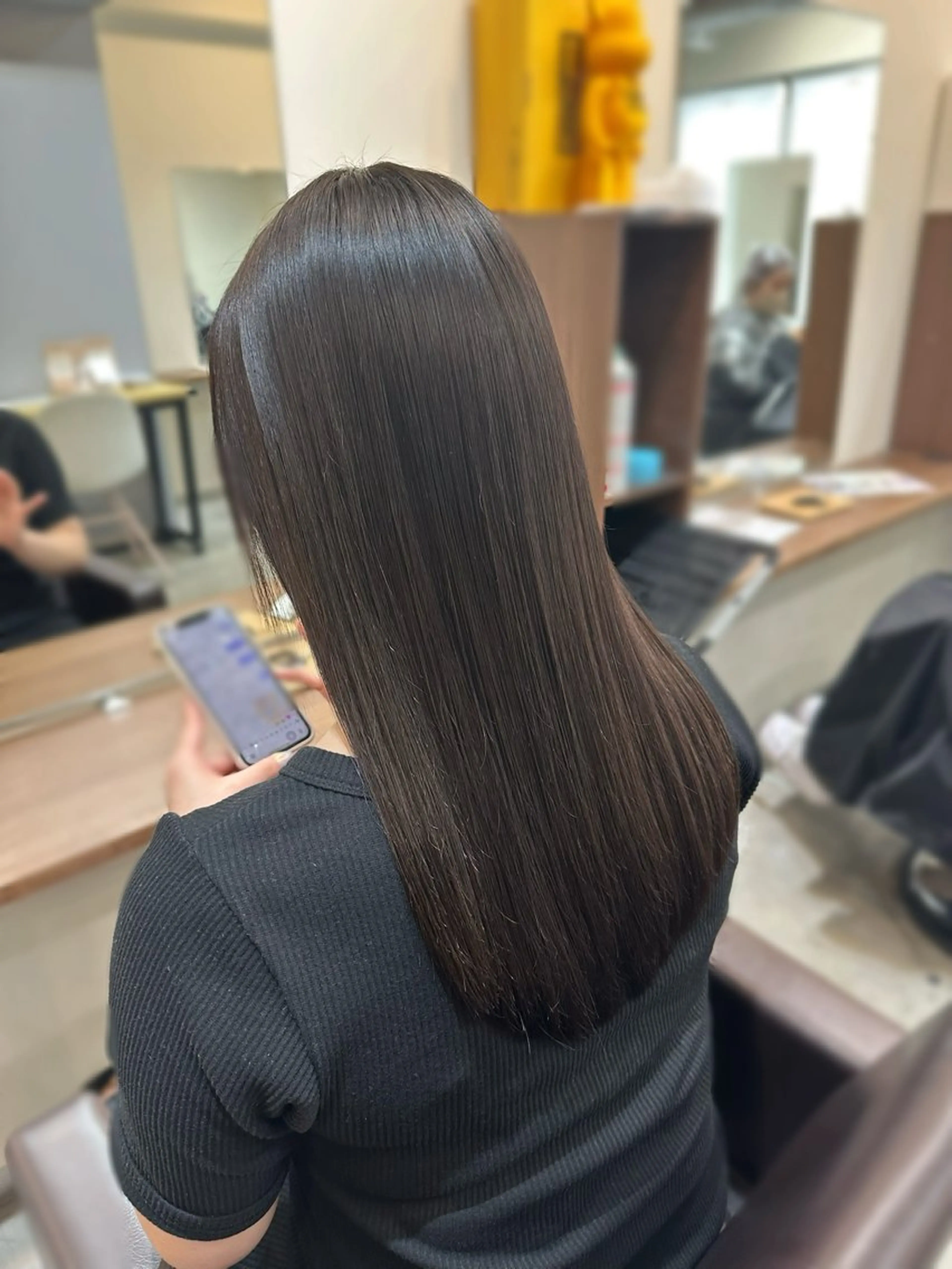 ミディアム カラー パーマ 縮毛矯正 カット ヘアカラー 縮毛矯正 トリートメント 縮毛矯正+モテカラー 🎀✨mihoのヘアスタイル