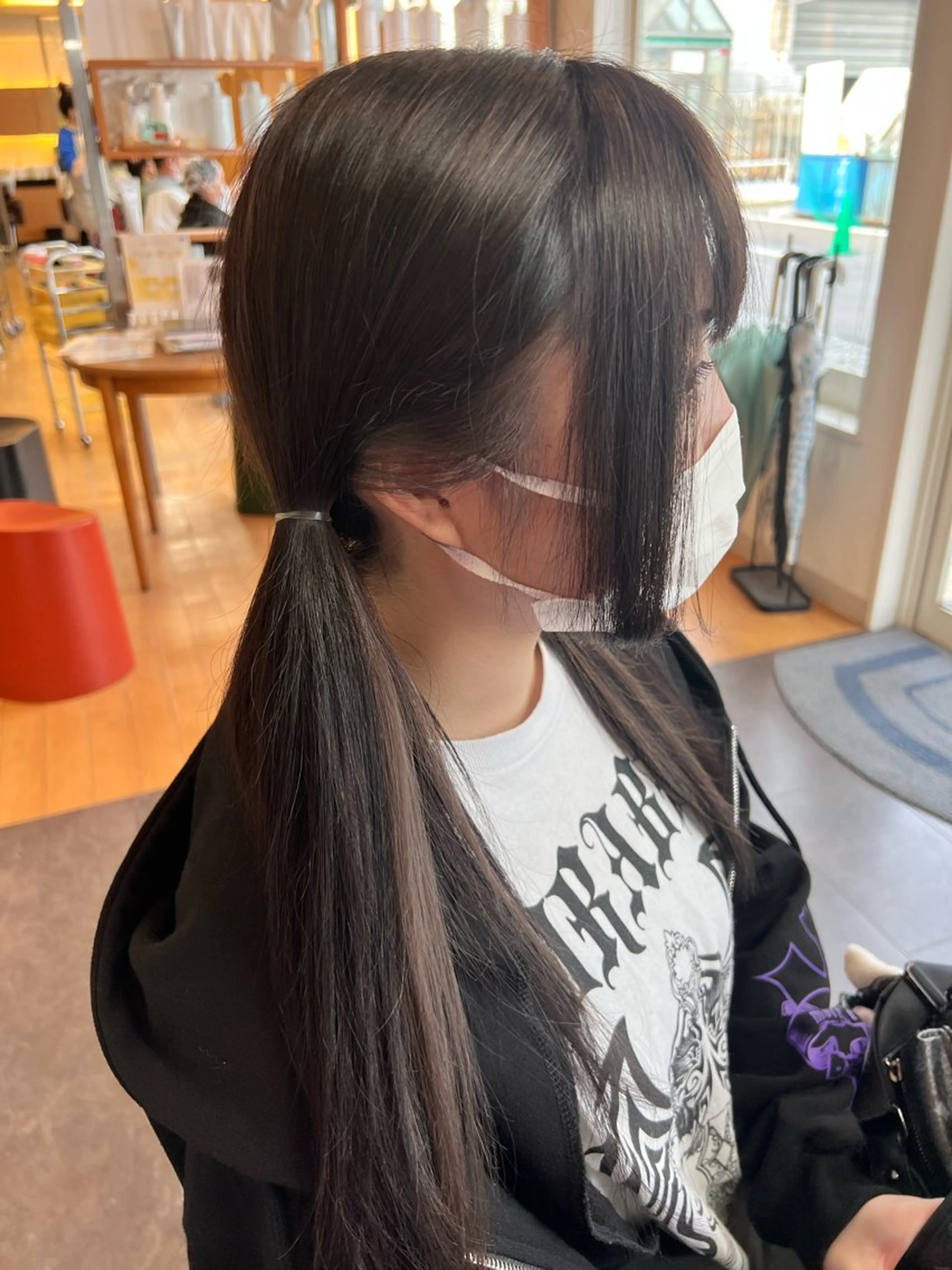 ロング HAIR chic所属・澤越 遥花のヘアスタイル