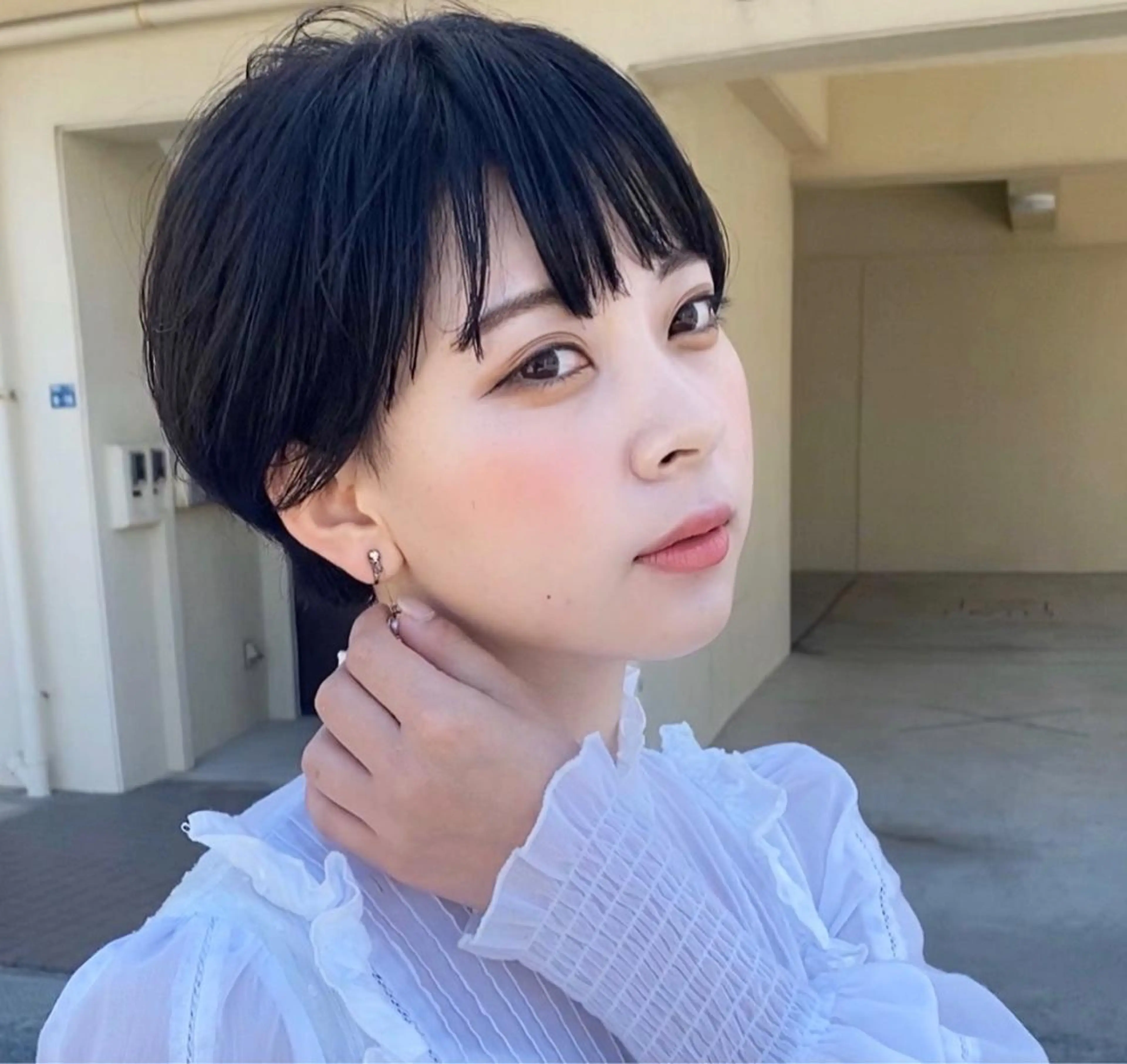 ショート カラー 透明感カラー ショートヘア カット ヘアカラー grand juteのヘアスタイル