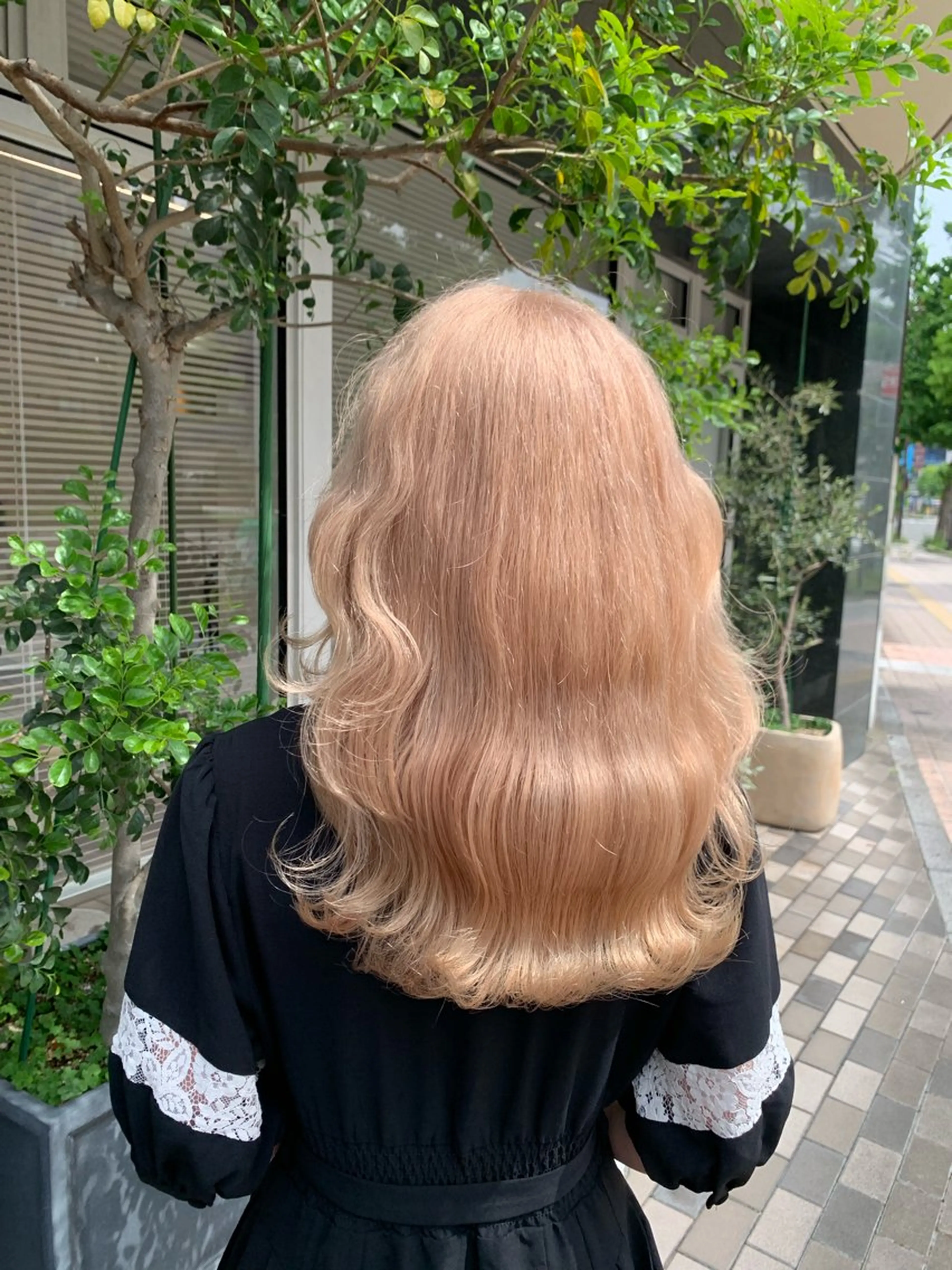 セミロング カラー ブリーチ 髪質改善 ೀyuikaのヘアスタイル