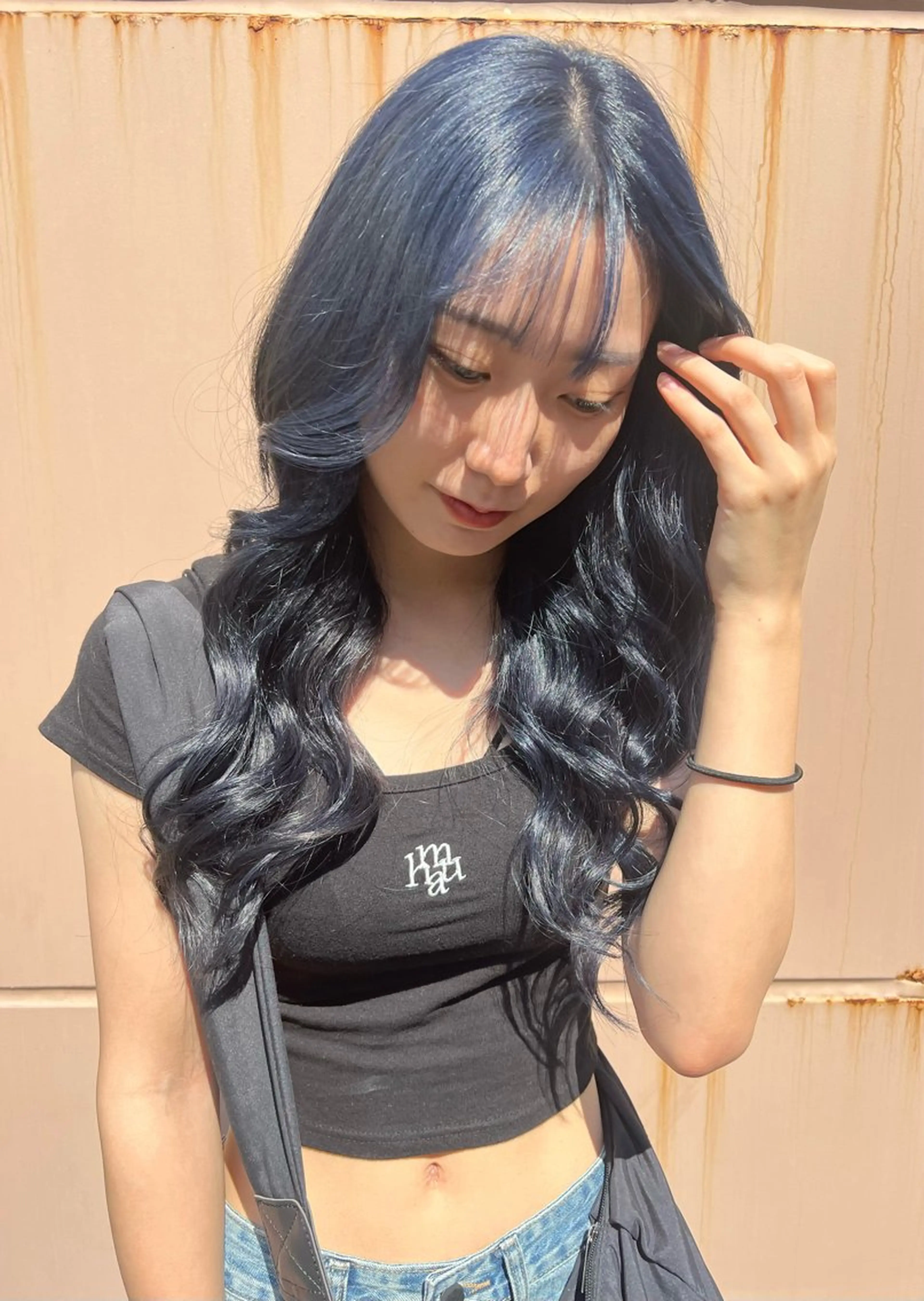 ロング ハイトーン/ ダブルカラー/透明感のヘアスタイル